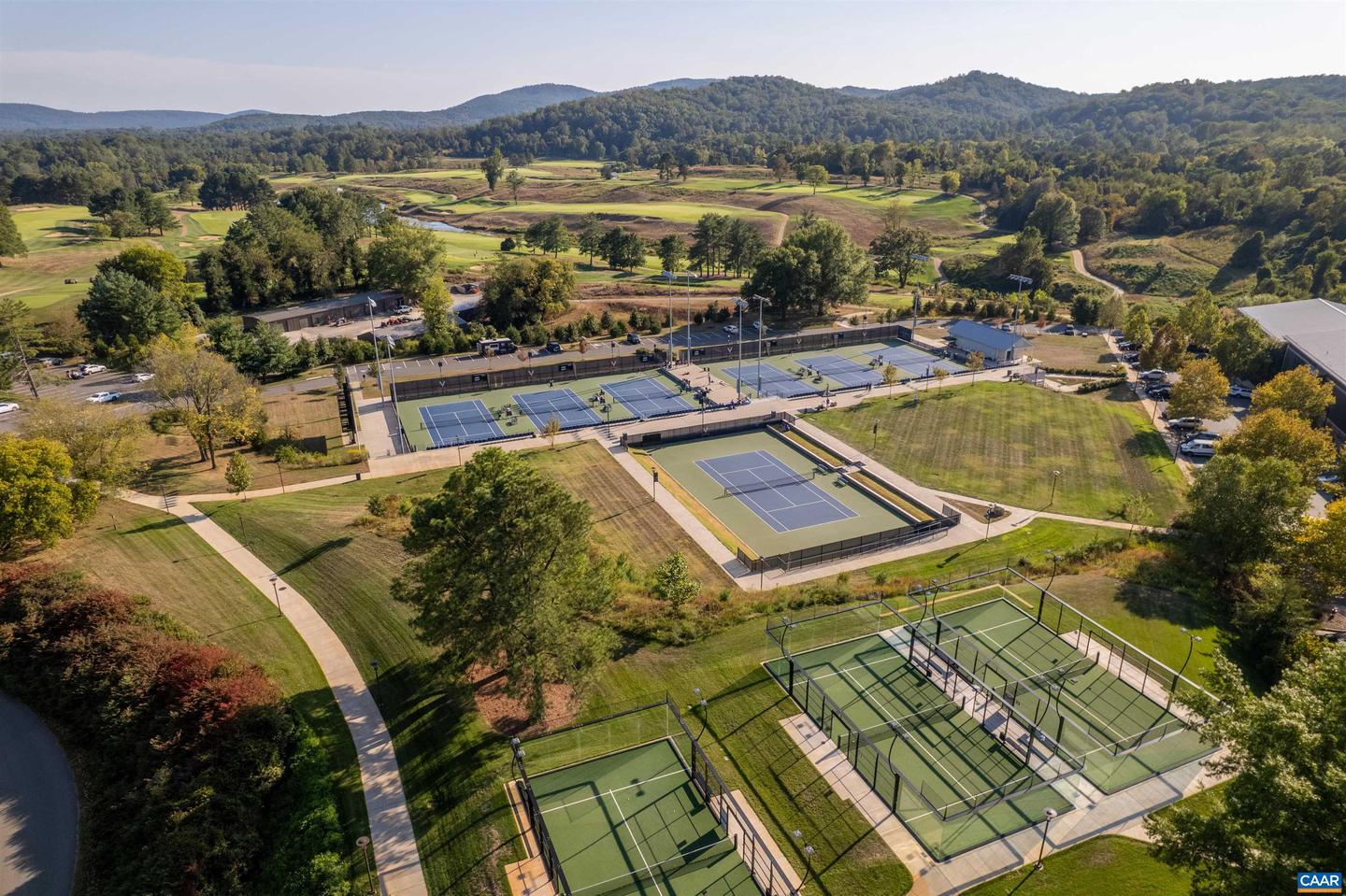 15 EDNAM VILLAGE ST, CHARLOTTESVILLE, Virginia 22903, 3 Bedrooms Bedrooms, ,3 BathroomsBathrooms,Residential,For sale,15 EDNAM VILLAGE ST,668736 MLS # 668736