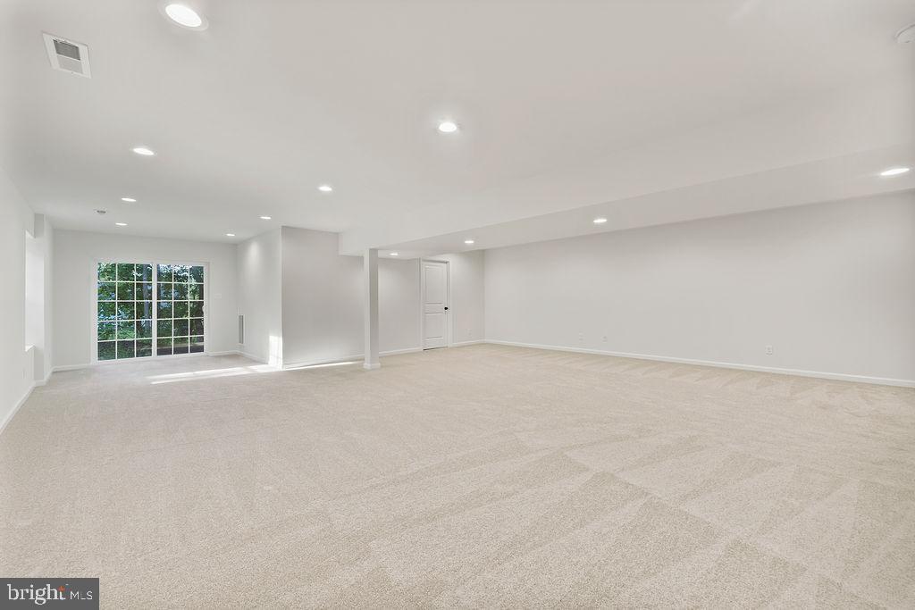 95 WOODLAND SHORES DR, LOUISA, Virginia 23093, 5 Bedrooms Bedrooms, ,3 BathroomsBathrooms,Residential,95 WOODLAND SHORES DR,VALA2009050 MLS # VALA2009050