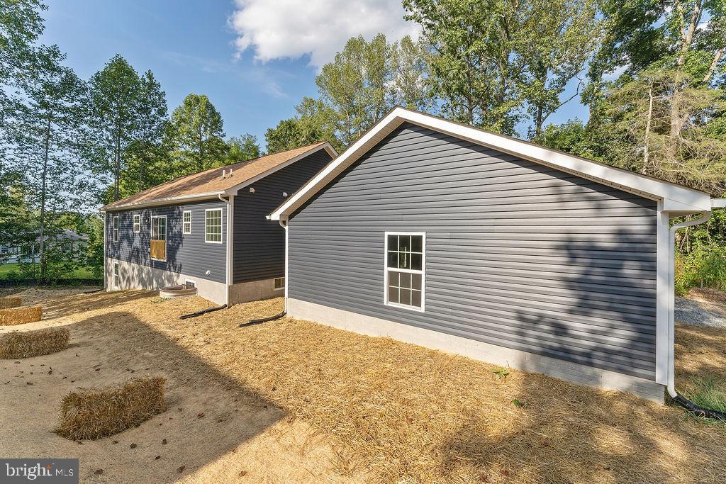 95 WOODLAND SHORES DR, LOUISA, Virginia 23093, 5 Bedrooms Bedrooms, ,3 BathroomsBathrooms,Residential,95 WOODLAND SHORES DR,VALA2009050 MLS # VALA2009050