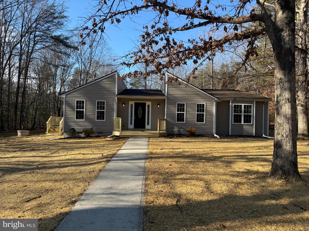 8610 FLIPPO DR, FREDERICKSBURG, Virginia 22408, 4 Bedrooms Bedrooms, ,2 BathroomsBathrooms,Residential,8610 FLIPPO DR,VASP2038192 MLS # VASP2038192
