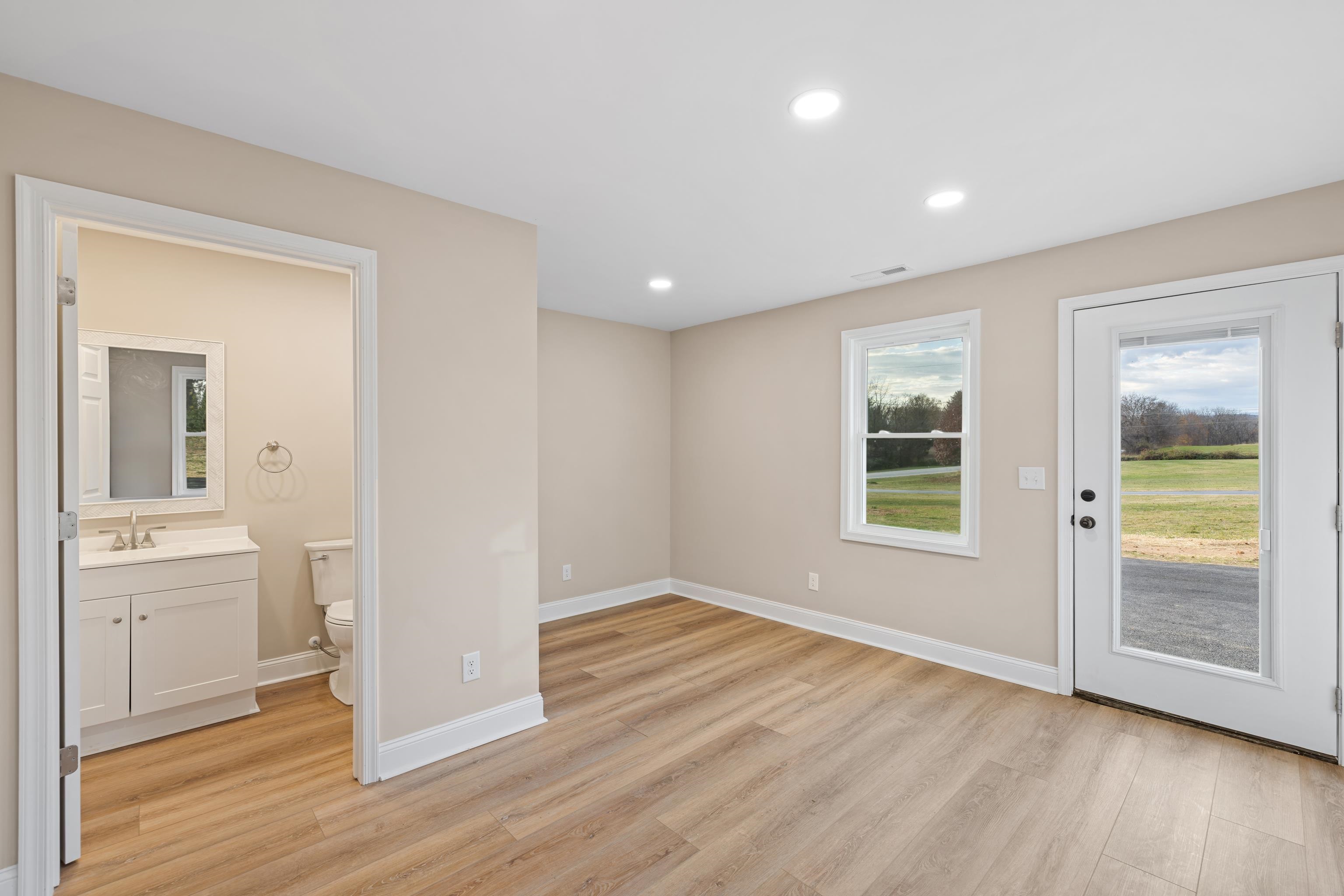 1800 STUARTS DRAFT HWY, STUARTS DRAFT, Virginia 24477, 4 Bedrooms Bedrooms, ,3 BathroomsBathrooms,Residential,1800 STUARTS DRAFT HWY,671228 MLS # 671228