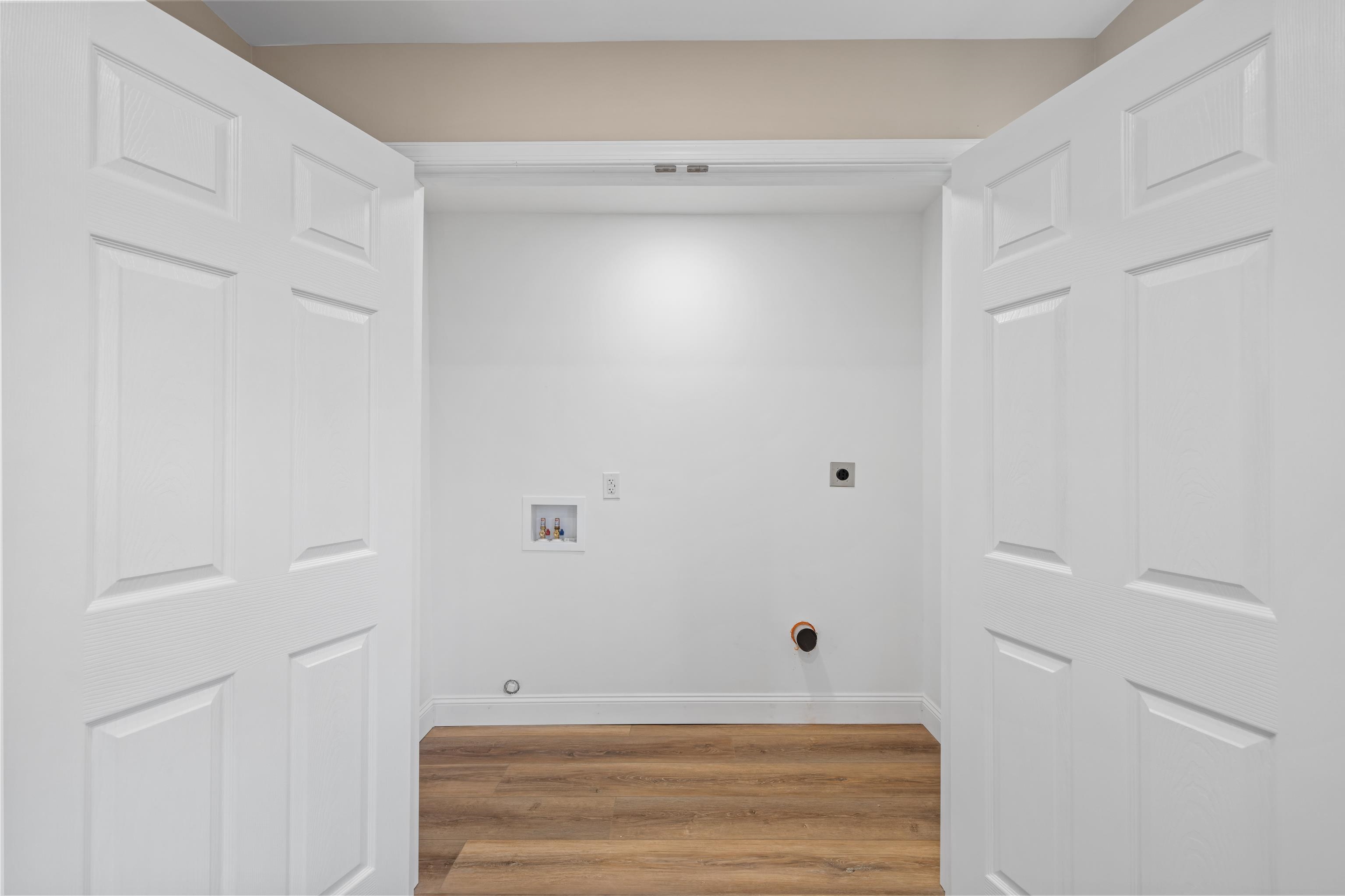 1800 STUARTS DRAFT HWY, STUARTS DRAFT, Virginia 24477, 4 Bedrooms Bedrooms, ,3 BathroomsBathrooms,Residential,1800 STUARTS DRAFT HWY,671228 MLS # 671228