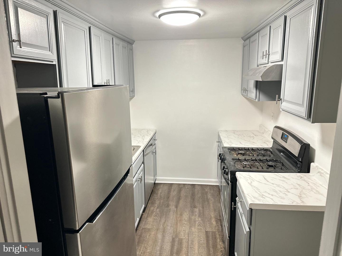 4600 DUKE ST #1613, ALEXANDRIA, Virginia 22304, 2 Bedrooms Bedrooms, ,1 BathroomBathrooms,Residential,For sale,4600 DUKE ST #1613,VAAX2051250 MLS # VAAX2051250