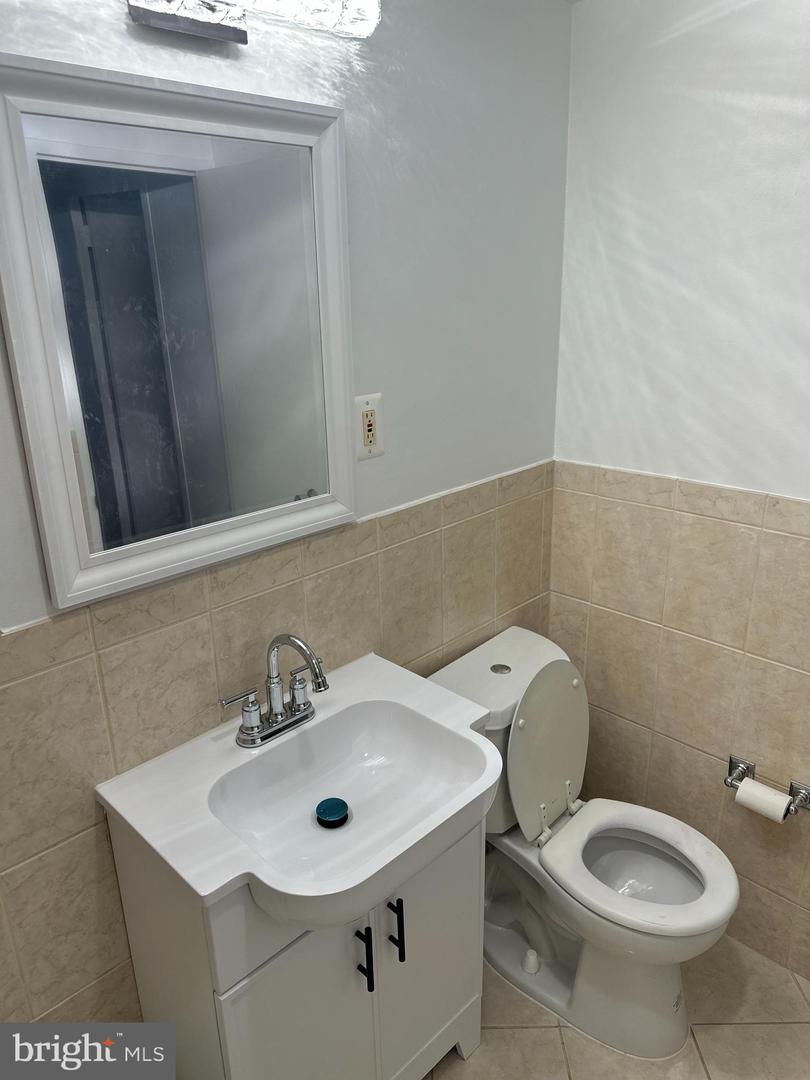 4600 DUKE ST #1613, ALEXANDRIA, Virginia 22304, 2 Bedrooms Bedrooms, ,1 BathroomBathrooms,Residential,For sale,4600 DUKE ST #1613,VAAX2051250 MLS # VAAX2051250
