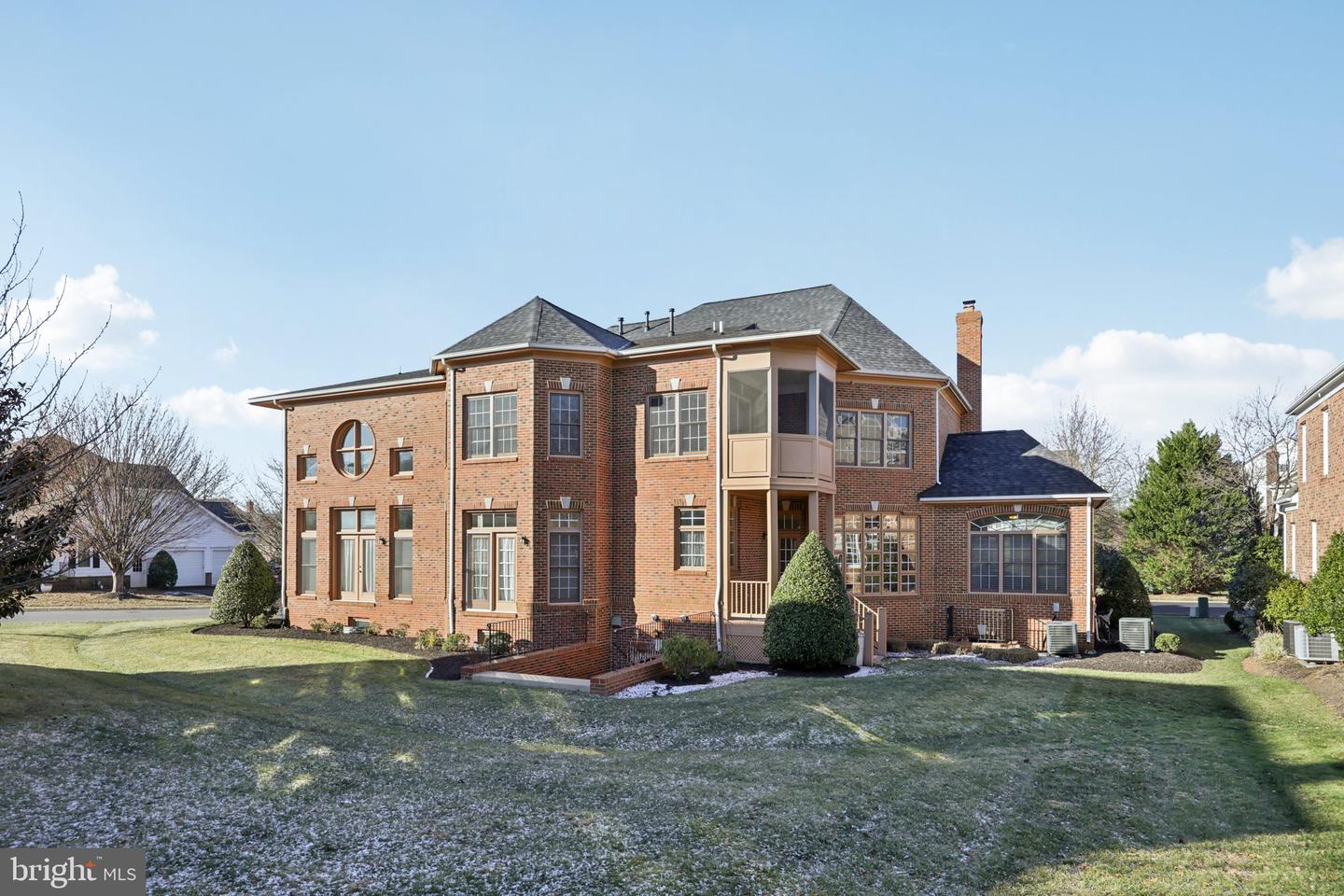 8301 HANCOCK CT, GAINESVILLE, Virginia 20155, 4 Bedrooms Bedrooms, ,3 BathroomsBathrooms,Residential,For sale,8301 HANCOCK CT,VAPW2107280 MLS # VAPW2107280