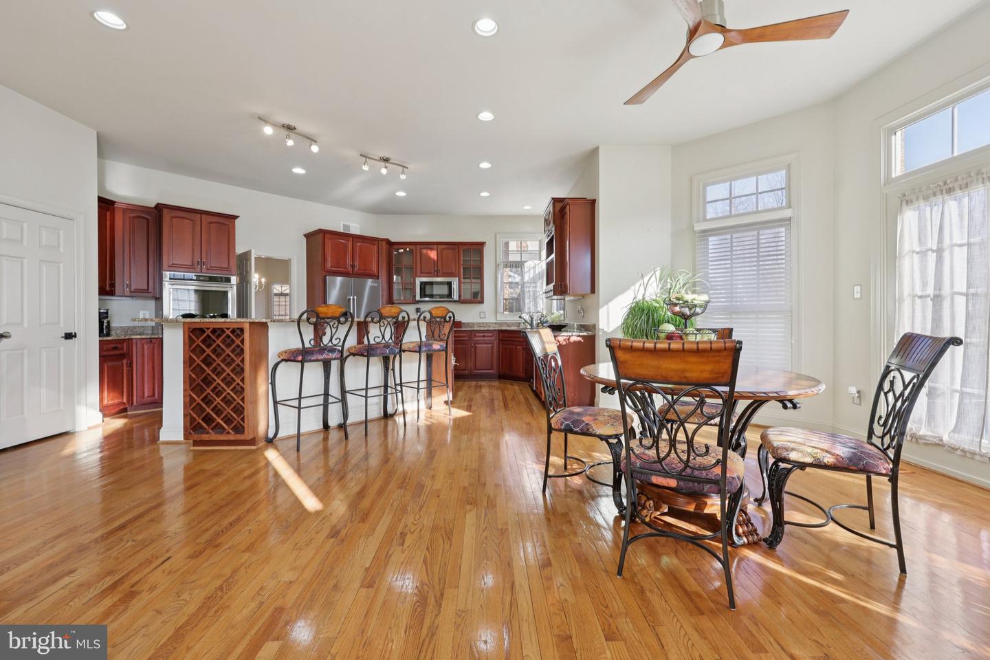 8301 HANCOCK CT, GAINESVILLE, Virginia 20155, 4 Bedrooms Bedrooms, ,3 BathroomsBathrooms,Residential,For sale,8301 HANCOCK CT,VAPW2107280 MLS # VAPW2107280