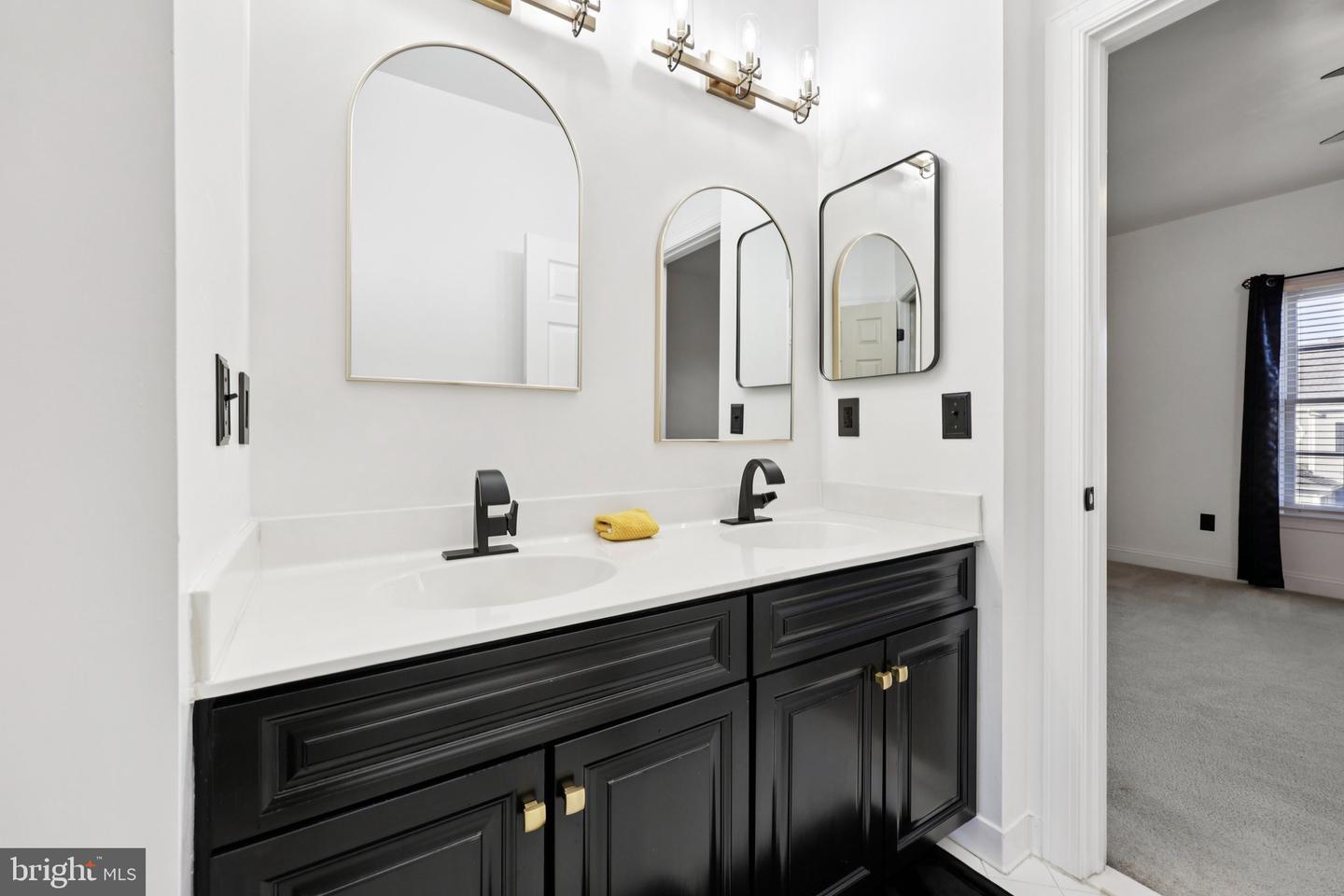 8301 HANCOCK CT, GAINESVILLE, Virginia 20155, 4 Bedrooms Bedrooms, ,3 BathroomsBathrooms,Residential,For sale,8301 HANCOCK CT,VAPW2107280 MLS # VAPW2107280