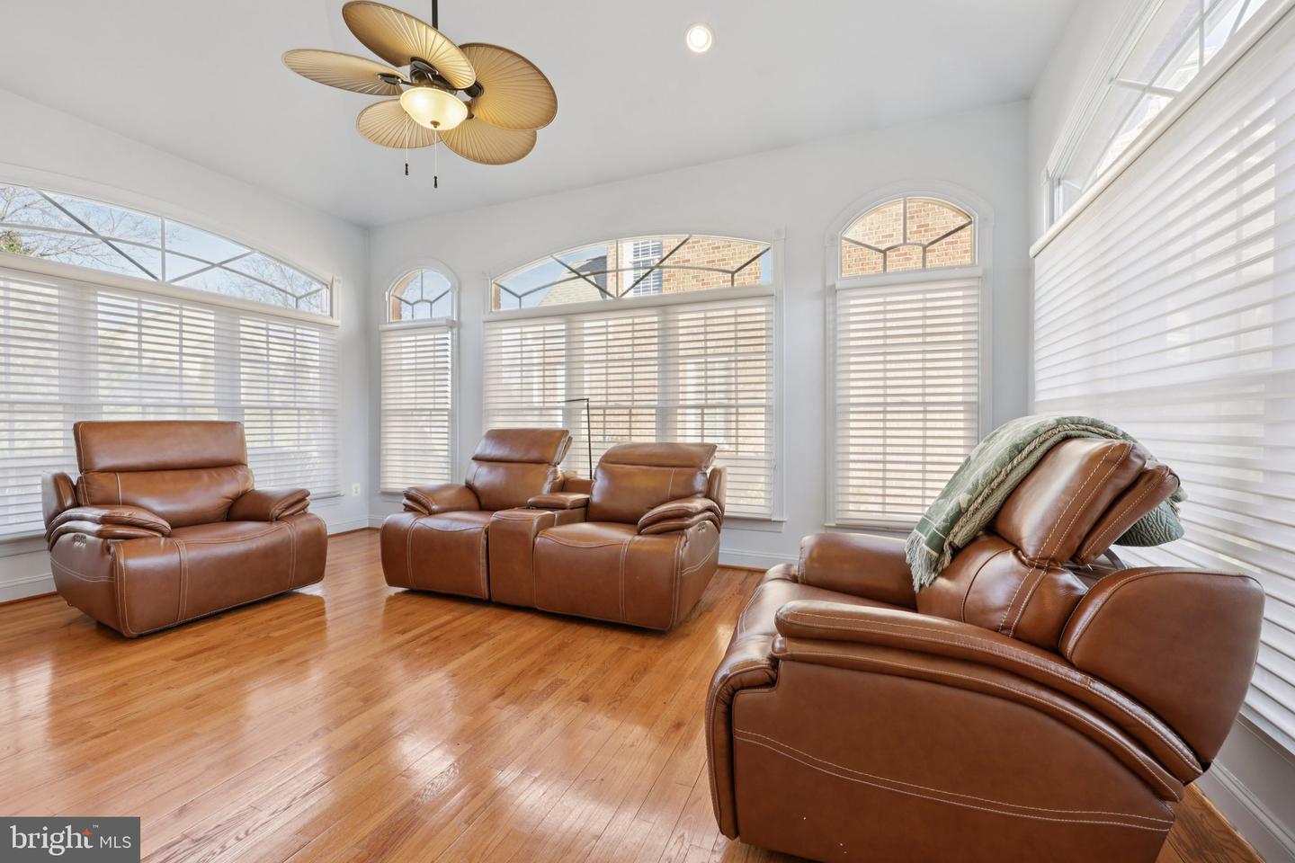 8301 HANCOCK CT, GAINESVILLE, Virginia 20155, 4 Bedrooms Bedrooms, ,3 BathroomsBathrooms,Residential,For sale,8301 HANCOCK CT,VAPW2107280 MLS # VAPW2107280