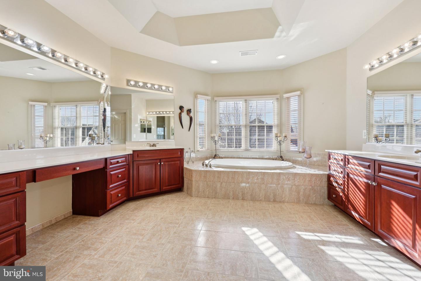 8301 HANCOCK CT, GAINESVILLE, Virginia 20155, 4 Bedrooms Bedrooms, ,3 BathroomsBathrooms,Residential,For sale,8301 HANCOCK CT,VAPW2107280 MLS # VAPW2107280