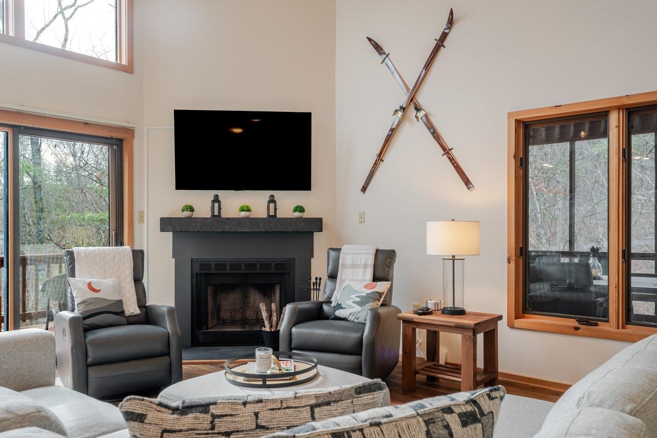 268 PICARD CT, BASYE, Virginia 22810, 3 Bedrooms Bedrooms, ,2 BathroomsBathrooms,Residential,268 PICARD CT,671936 MLS # 671936