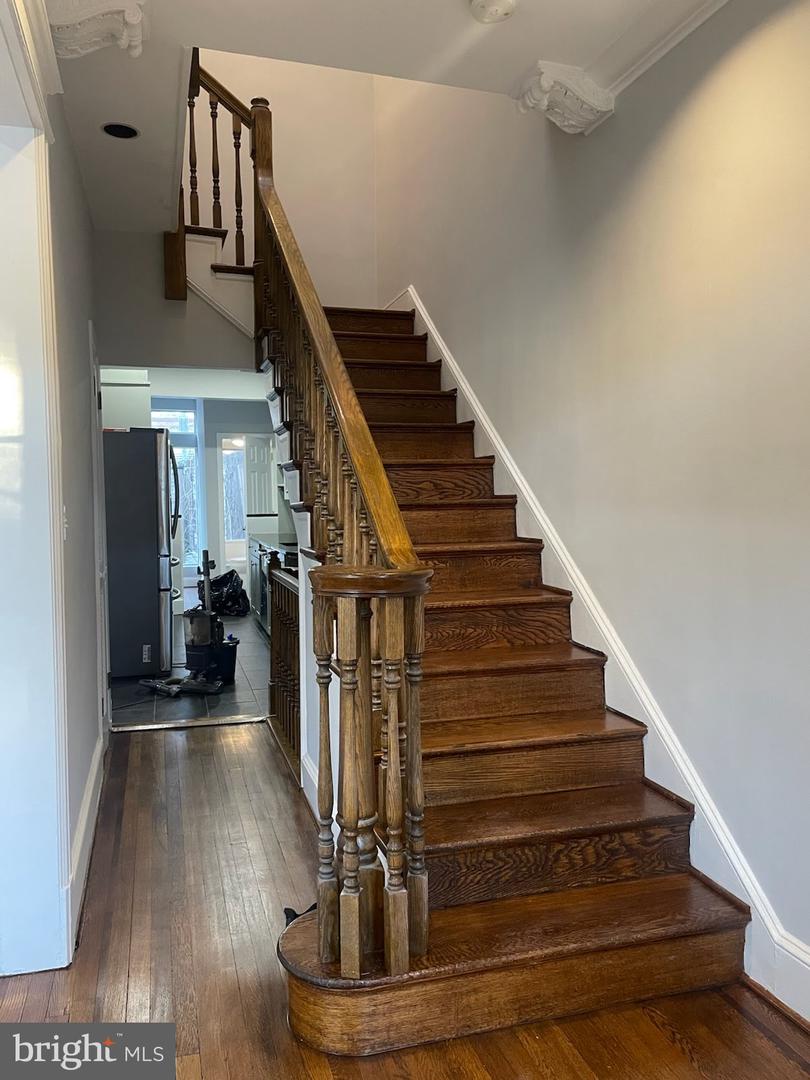 2714 WOODLEY PL NW, WASHINGTON, District Of Columbia 20008, 3 Bedrooms Bedrooms, ,3 BathroomsBathrooms,Residential,For sale,2714 WOODLEY PL NW,DCDC2230604 MLS # DCDC2230604