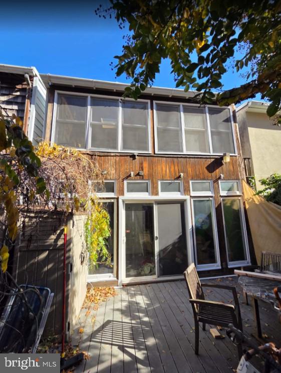 2714 WOODLEY PL NW, WASHINGTON, District Of Columbia 20008, 3 Bedrooms Bedrooms, ,3 BathroomsBathrooms,Residential,For sale,2714 WOODLEY PL NW,DCDC2230604 MLS # DCDC2230604