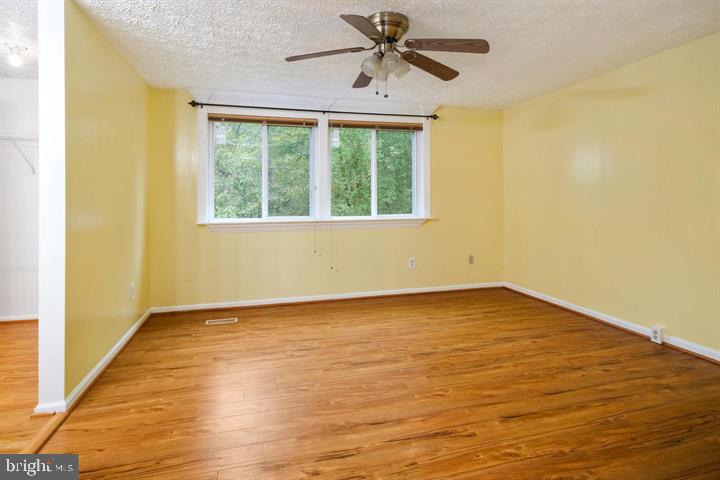 1120 STEVENSON CT, HERNDON, Virginia 20170, 3 Bedrooms Bedrooms, ,3 BathroomsBathrooms,Residential,For sale,1120 STEVENSON CT,VAFX2278092 MLS # VAFX2278092