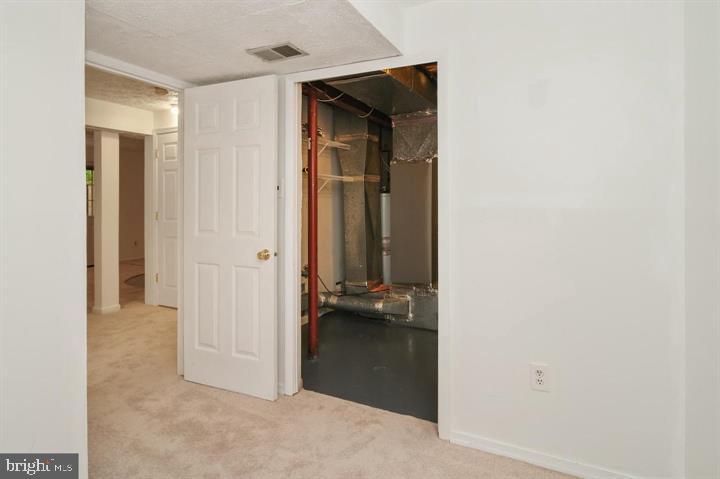 1120 STEVENSON CT, HERNDON, Virginia 20170, 3 Bedrooms Bedrooms, ,3 BathroomsBathrooms,Residential,For sale,1120 STEVENSON CT,VAFX2278092 MLS # VAFX2278092