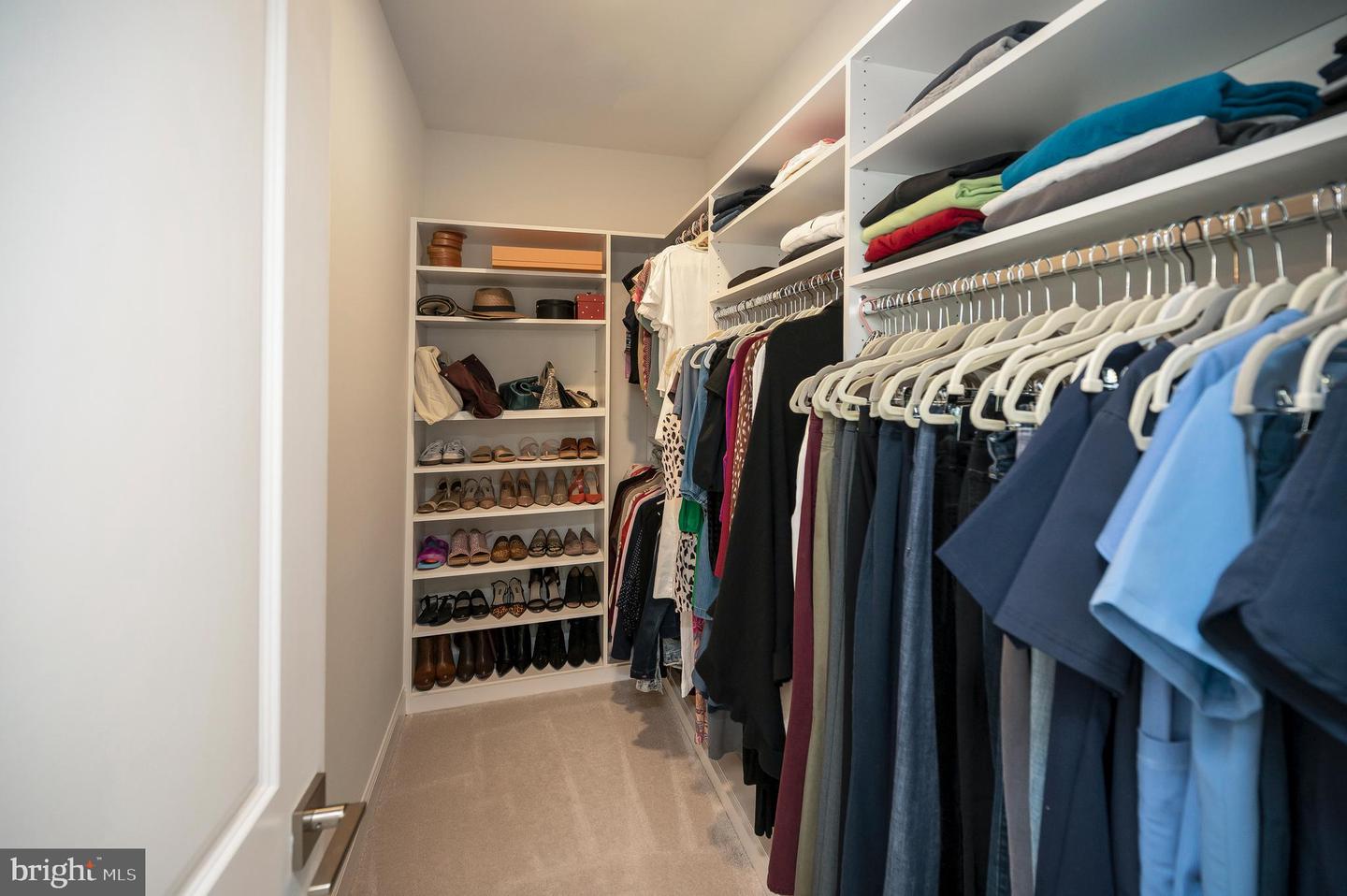 4550 GEYSER CREEK LOOP, HAYMARKET, Virginia 20169, 4 Bedrooms Bedrooms, 18 Rooms Rooms,4 BathroomsBathrooms,Residential,For sale,4550 GEYSER CREEK LOOP,VAPW2107858 MLS # VAPW2107858