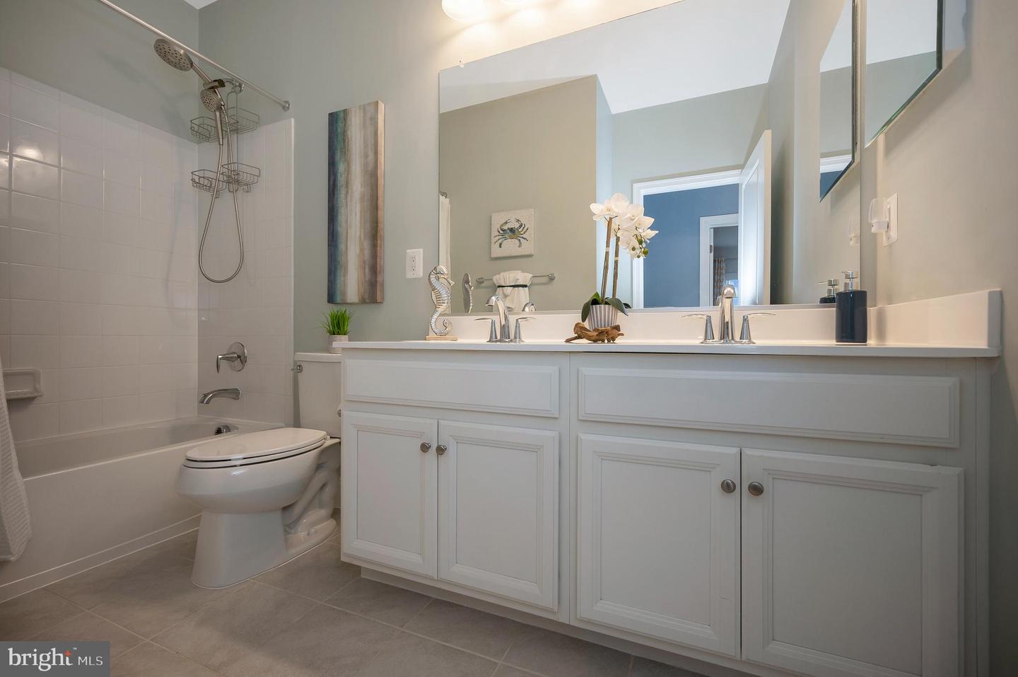 4550 GEYSER CREEK LOOP, HAYMARKET, Virginia 20169, 4 Bedrooms Bedrooms, 18 Rooms Rooms,4 BathroomsBathrooms,Residential,For sale,4550 GEYSER CREEK LOOP,VAPW2107858 MLS # VAPW2107858