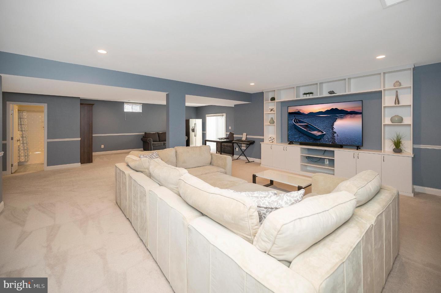 4550 GEYSER CREEK LOOP, HAYMARKET, Virginia 20169, 4 Bedrooms Bedrooms, 18 Rooms Rooms,4 BathroomsBathrooms,Residential,For sale,4550 GEYSER CREEK LOOP,VAPW2107858 MLS # VAPW2107858