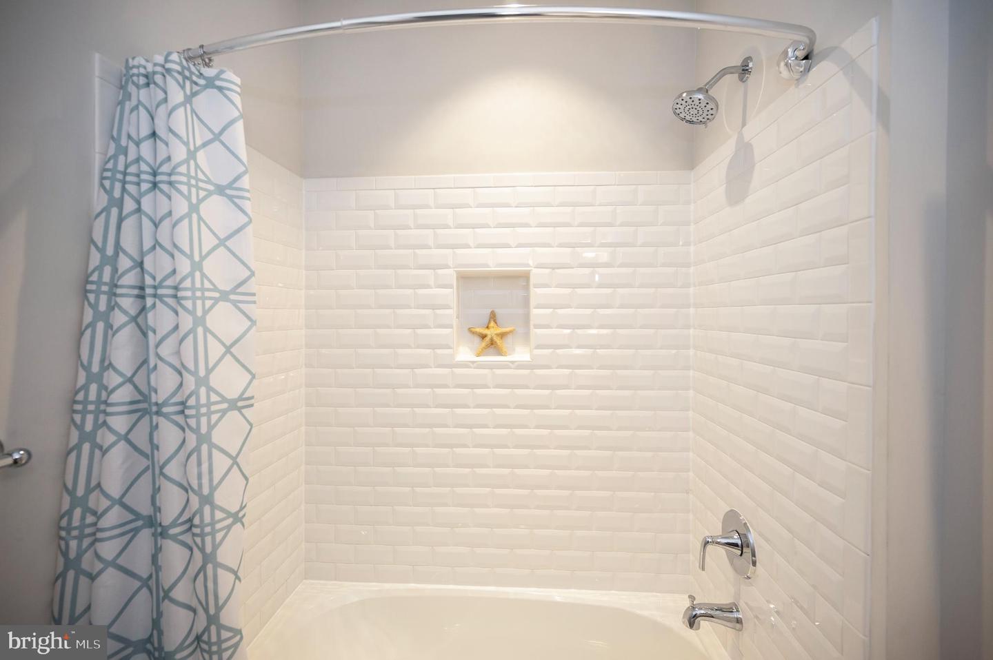 4550 GEYSER CREEK LOOP, HAYMARKET, Virginia 20169, 4 Bedrooms Bedrooms, 18 Rooms Rooms,4 BathroomsBathrooms,Residential,For sale,4550 GEYSER CREEK LOOP,VAPW2107858 MLS # VAPW2107858