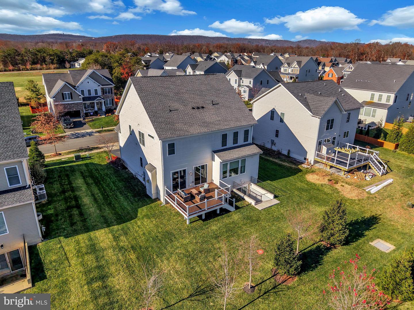 4550 GEYSER CREEK LOOP, HAYMARKET, Virginia 20169, 4 Bedrooms Bedrooms, 18 Rooms Rooms,4 BathroomsBathrooms,Residential,For sale,4550 GEYSER CREEK LOOP,VAPW2107858 MLS # VAPW2107858