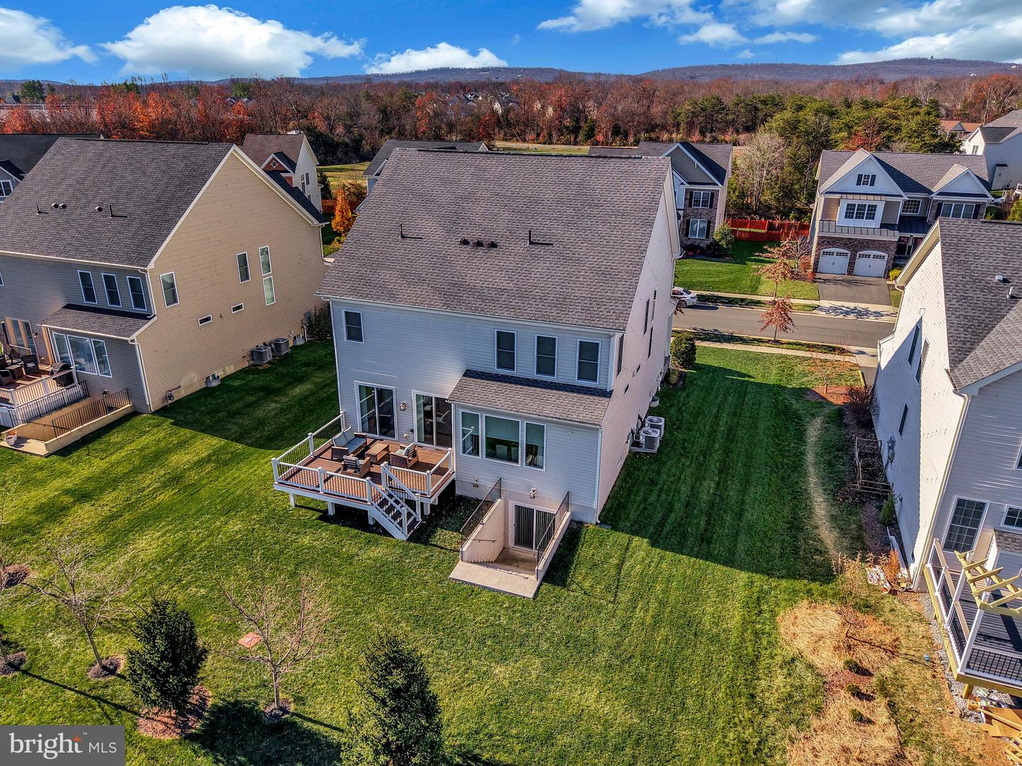 4550 GEYSER CREEK LOOP, HAYMARKET, Virginia 20169, 4 Bedrooms Bedrooms, 18 Rooms Rooms,4 BathroomsBathrooms,Residential,For sale,4550 GEYSER CREEK LOOP,VAPW2107858 MLS # VAPW2107858