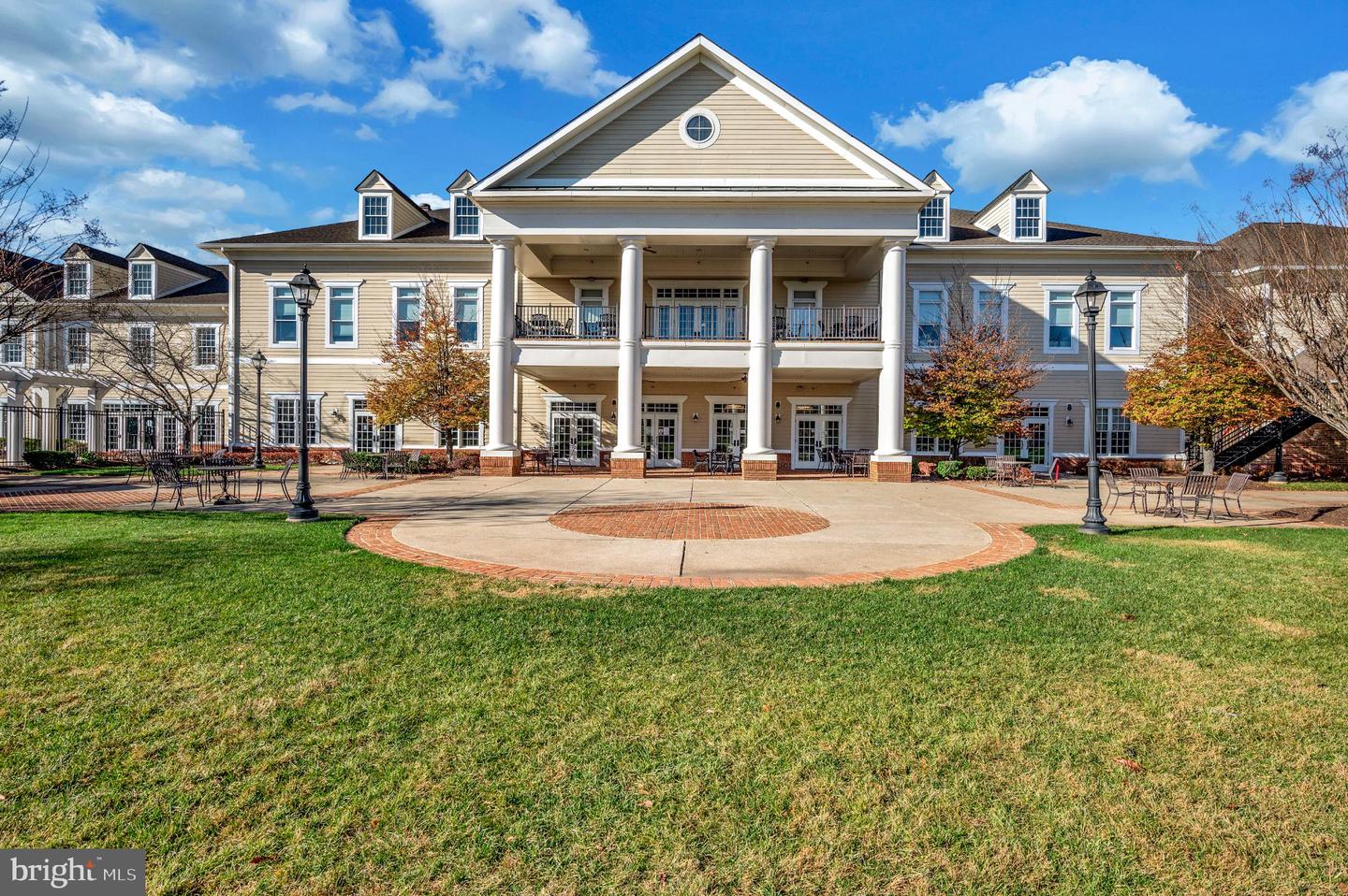 4550 GEYSER CREEK LOOP, HAYMARKET, Virginia 20169, 4 Bedrooms Bedrooms, 18 Rooms Rooms,4 BathroomsBathrooms,Residential,For sale,4550 GEYSER CREEK LOOP,VAPW2107858 MLS # VAPW2107858