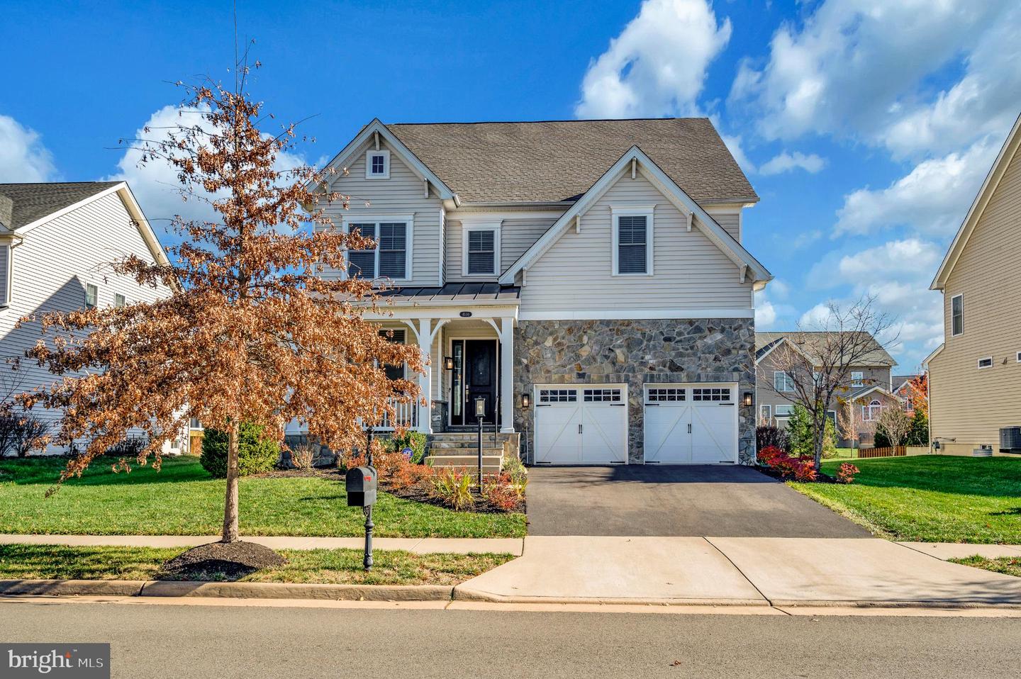 4550 GEYSER CREEK LOOP, HAYMARKET, Virginia 20169, 4 Bedrooms Bedrooms, 18 Rooms Rooms,4 BathroomsBathrooms,Residential,For sale,4550 GEYSER CREEK LOOP,VAPW2107858 MLS # VAPW2107858