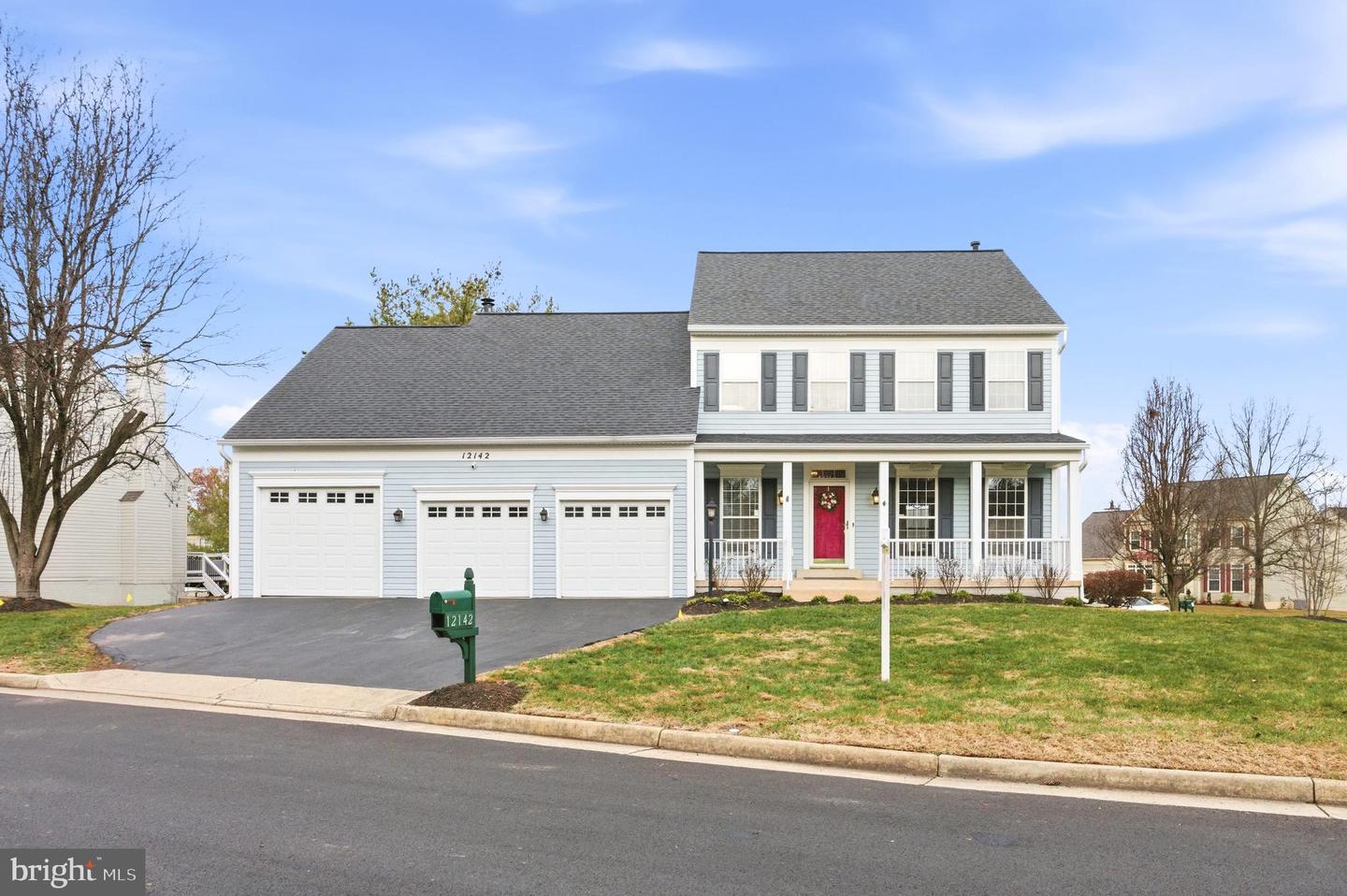 12142 MILLBILL CT, BRISTOW, Virginia 20136, 4 Bedrooms Bedrooms, ,4 BathroomsBathrooms,Residential,For sale,12142 MILLBILL CT,VAPW2108000 MLS # VAPW2108000