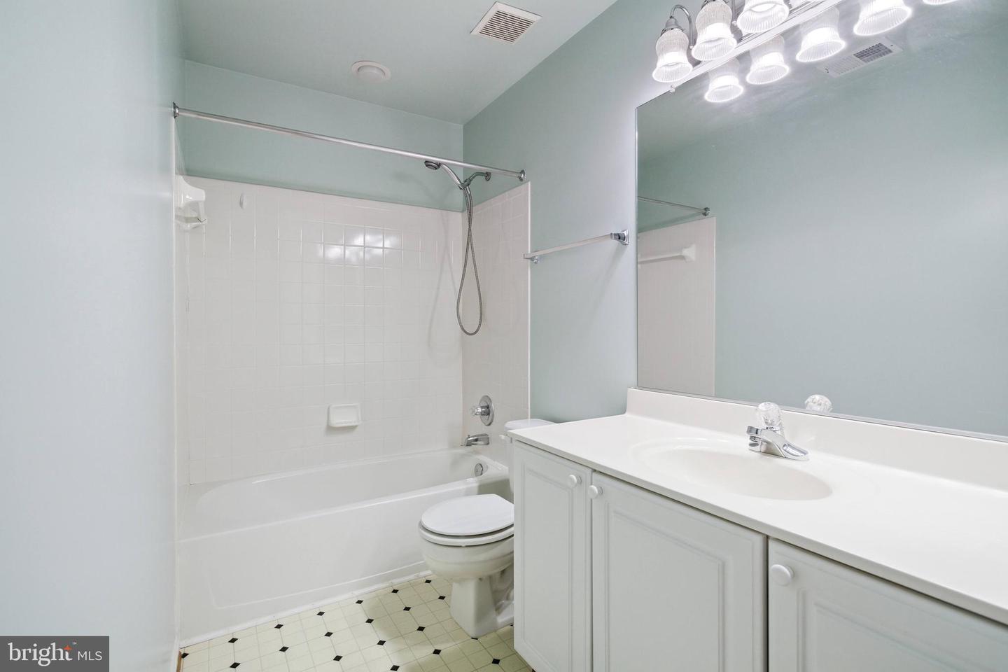 12142 MILLBILL CT, BRISTOW, Virginia 20136, 4 Bedrooms Bedrooms, ,4 BathroomsBathrooms,Residential,For sale,12142 MILLBILL CT,VAPW2108000 MLS # VAPW2108000