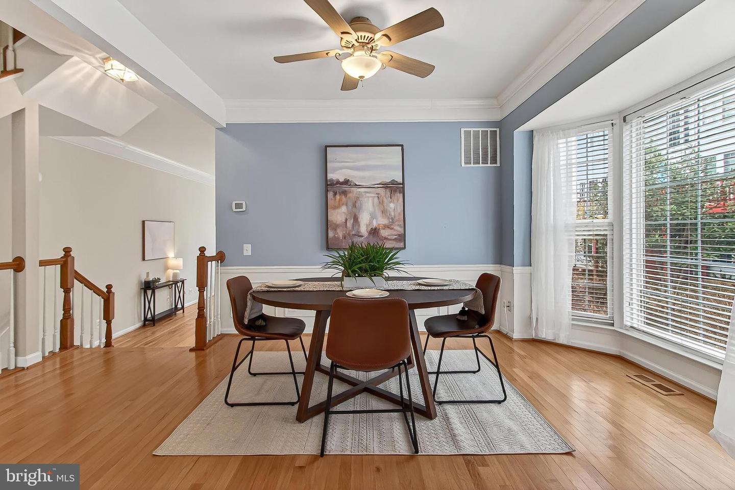 5432 SUMMER LEAF LN, ALEXANDRIA, Virginia 22312, 3 Bedrooms Bedrooms, ,3 BathroomsBathrooms,Residential,For sale,5432 SUMMER LEAF LN,VAFX2280300 MLS # VAFX2280300