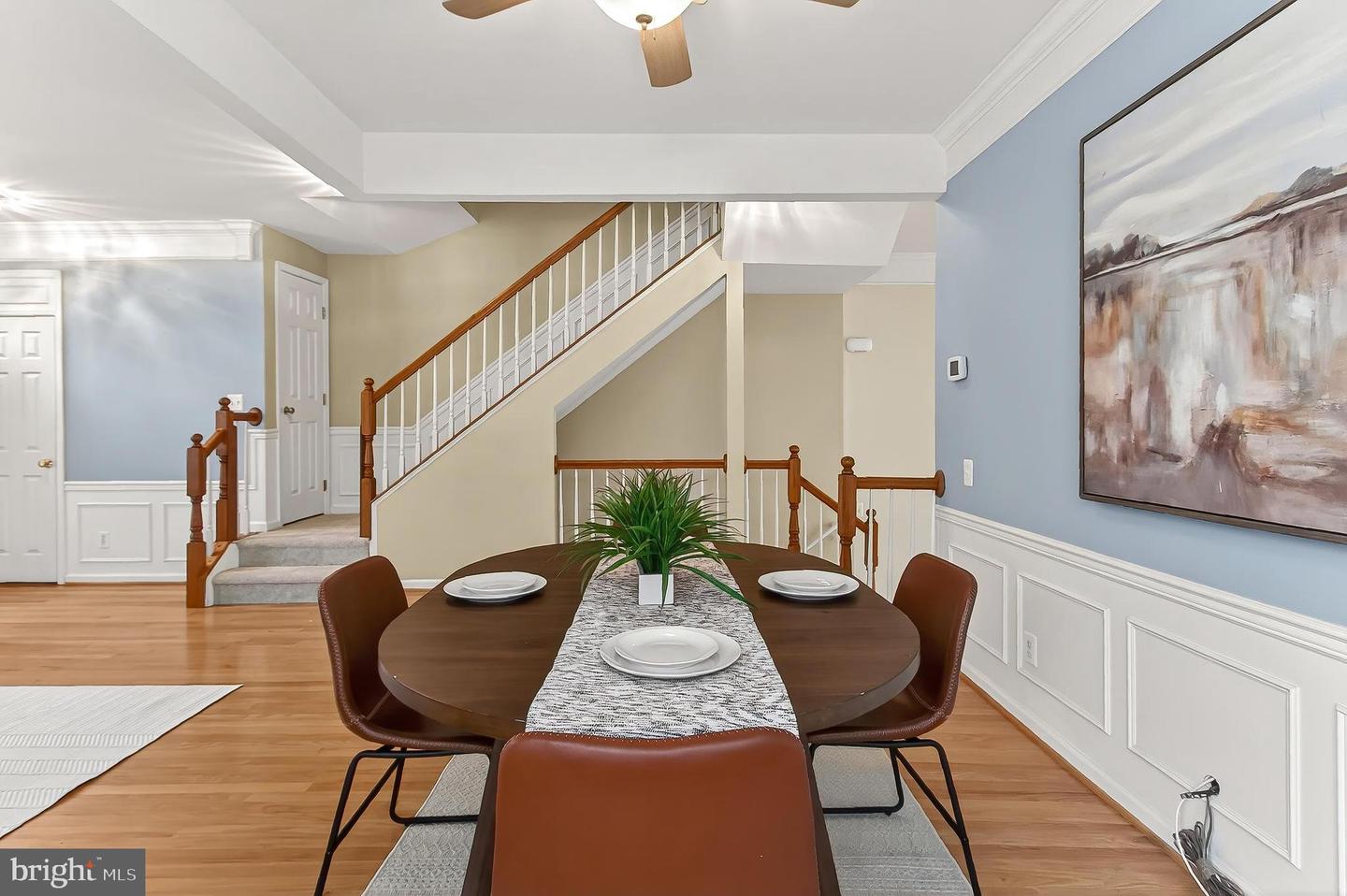 5432 SUMMER LEAF LN, ALEXANDRIA, Virginia 22312, 3 Bedrooms Bedrooms, ,3 BathroomsBathrooms,Residential,For sale,5432 SUMMER LEAF LN,VAFX2280300 MLS # VAFX2280300