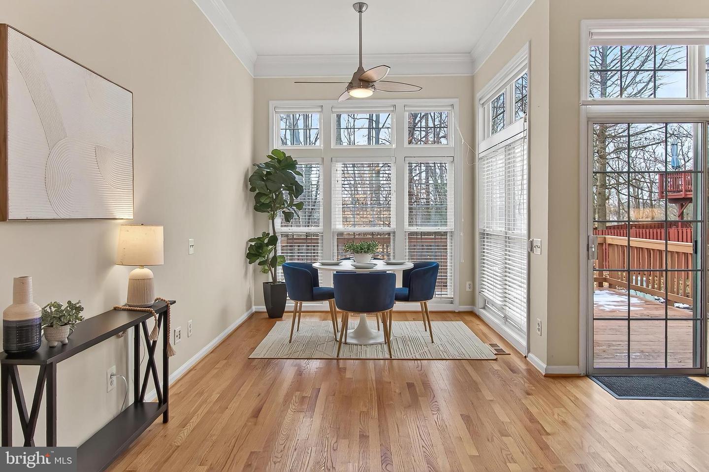 5432 SUMMER LEAF LN, ALEXANDRIA, Virginia 22312, 3 Bedrooms Bedrooms, ,3 BathroomsBathrooms,Residential,For sale,5432 SUMMER LEAF LN,VAFX2280300 MLS # VAFX2280300