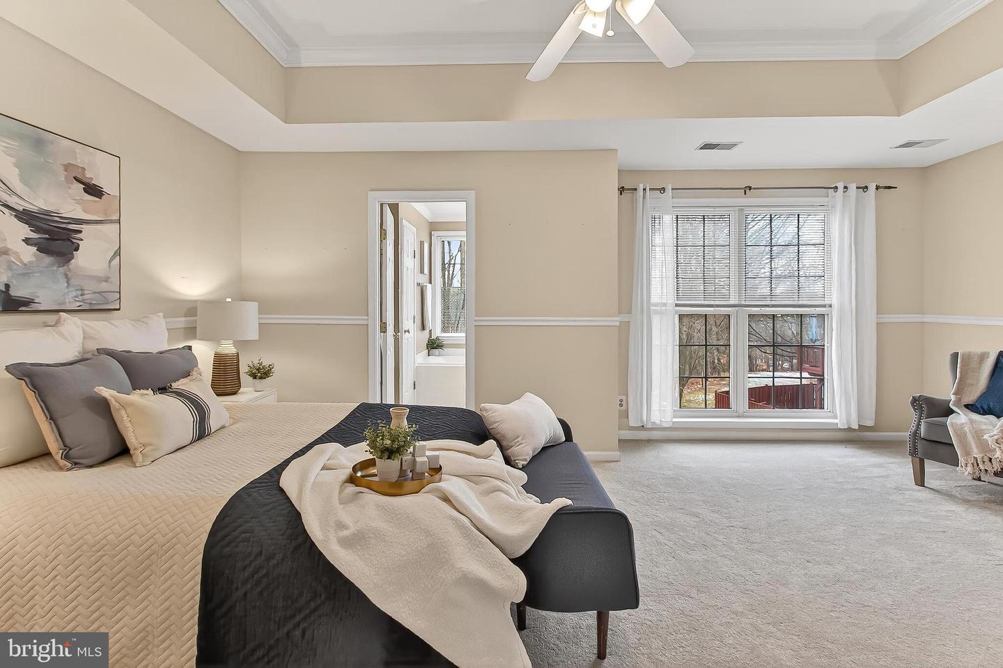 5432 SUMMER LEAF LN, ALEXANDRIA, Virginia 22312, 3 Bedrooms Bedrooms, ,3 BathroomsBathrooms,Residential,For sale,5432 SUMMER LEAF LN,VAFX2280300 MLS # VAFX2280300