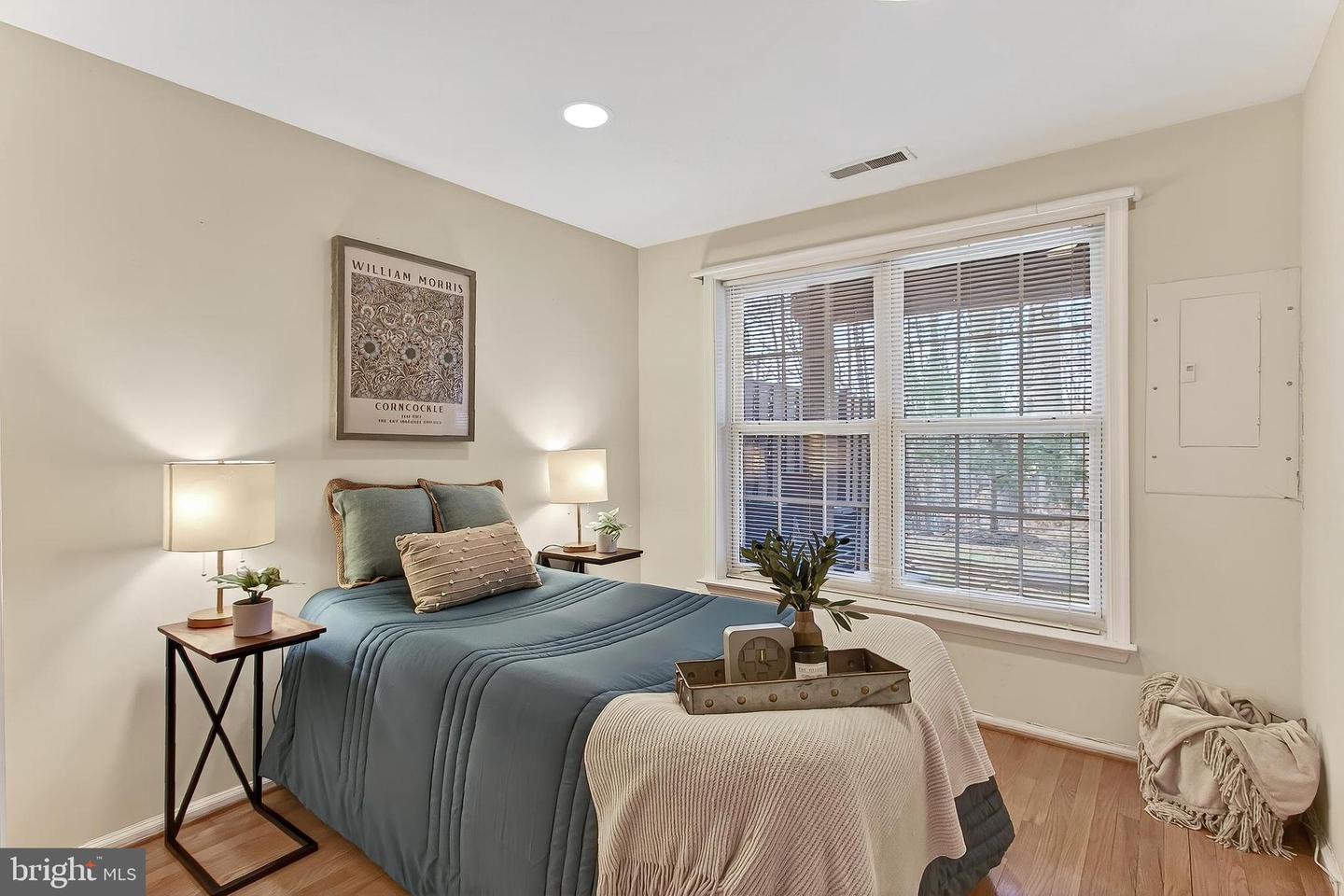 5432 SUMMER LEAF LN, ALEXANDRIA, Virginia 22312, 3 Bedrooms Bedrooms, ,3 BathroomsBathrooms,Residential,For sale,5432 SUMMER LEAF LN,VAFX2280300 MLS # VAFX2280300