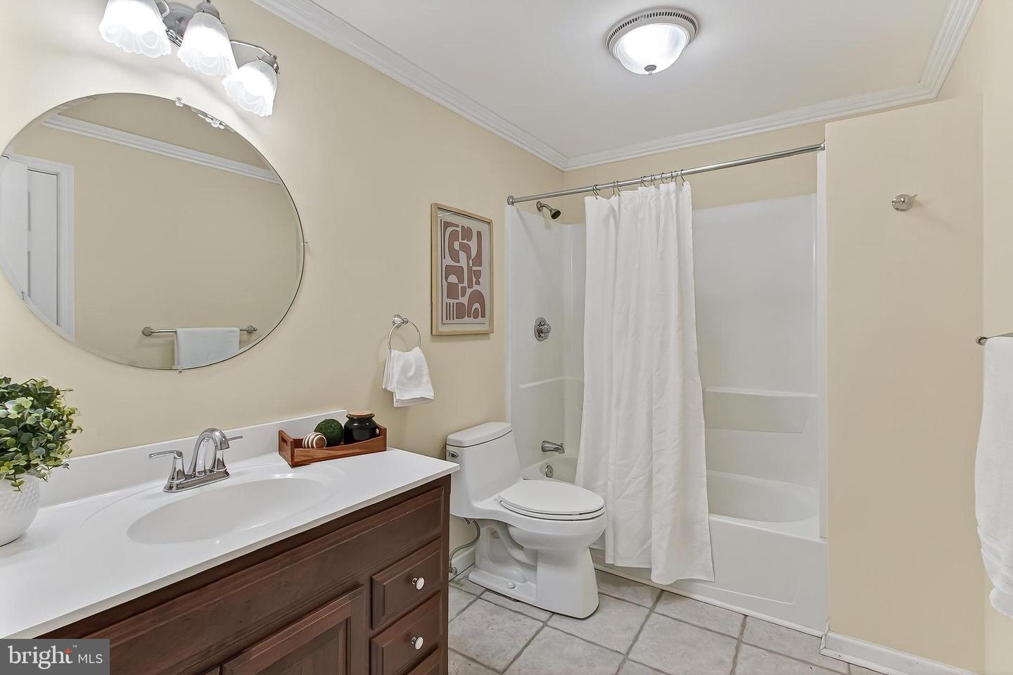 5432 SUMMER LEAF LN, ALEXANDRIA, Virginia 22312, 3 Bedrooms Bedrooms, ,3 BathroomsBathrooms,Residential,For sale,5432 SUMMER LEAF LN,VAFX2280300 MLS # VAFX2280300
