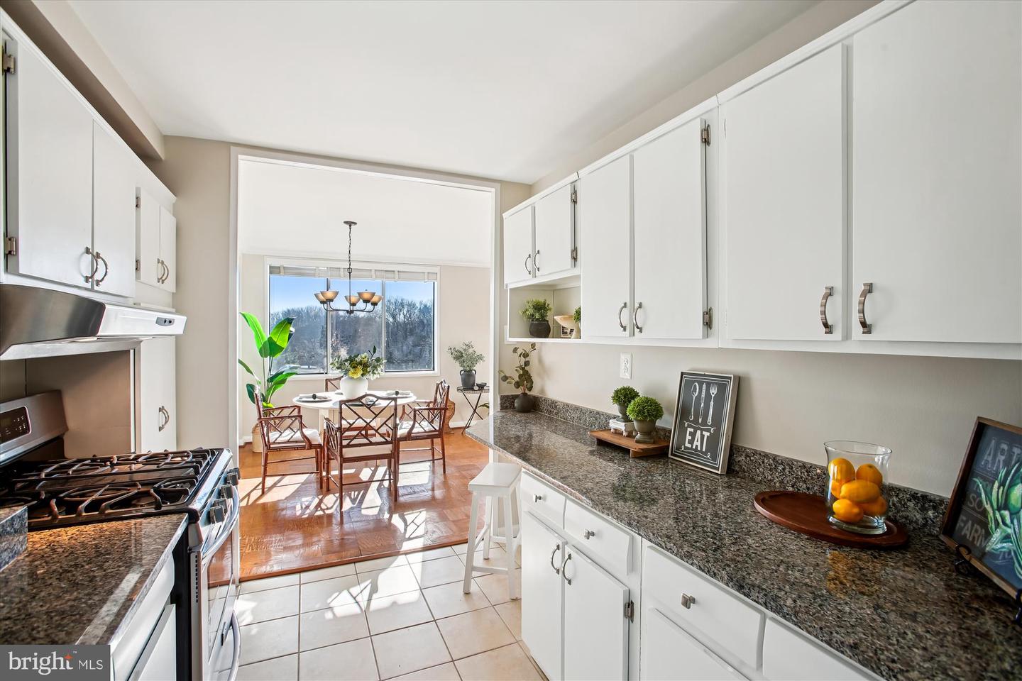 6641 WAKEFIELD DR #613, ALEXANDRIA, Virginia 22307, 2 Bedrooms Bedrooms, ,1 BathroomBathrooms,Residential,For sale,6641 WAKEFIELD DR #613,VAFX2280786 MLS # VAFX2280786