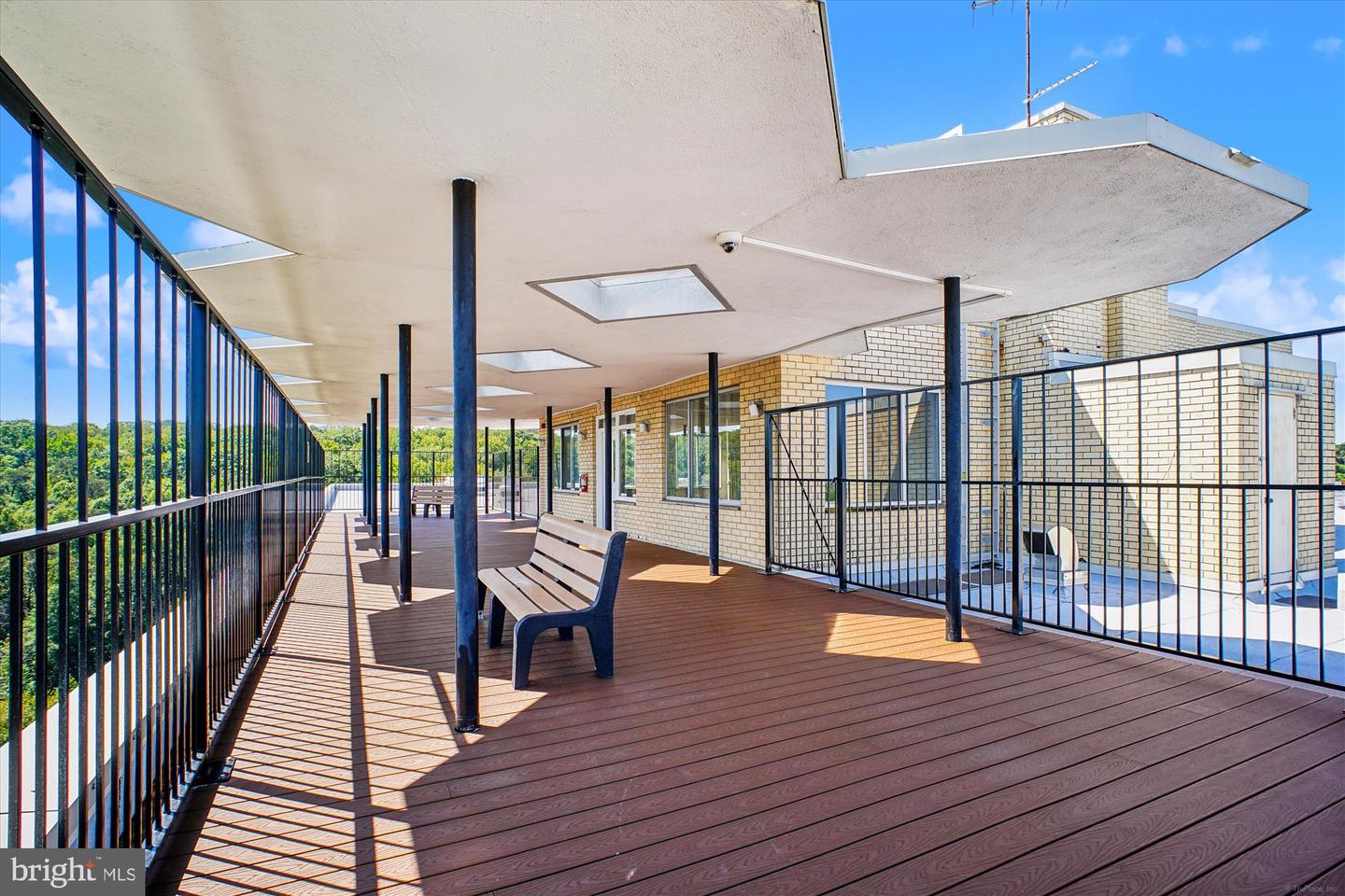 6641 WAKEFIELD DR #613, ALEXANDRIA, Virginia 22307, 2 Bedrooms Bedrooms, ,1 BathroomBathrooms,Residential,For sale,6641 WAKEFIELD DR #613,VAFX2280786 MLS # VAFX2280786