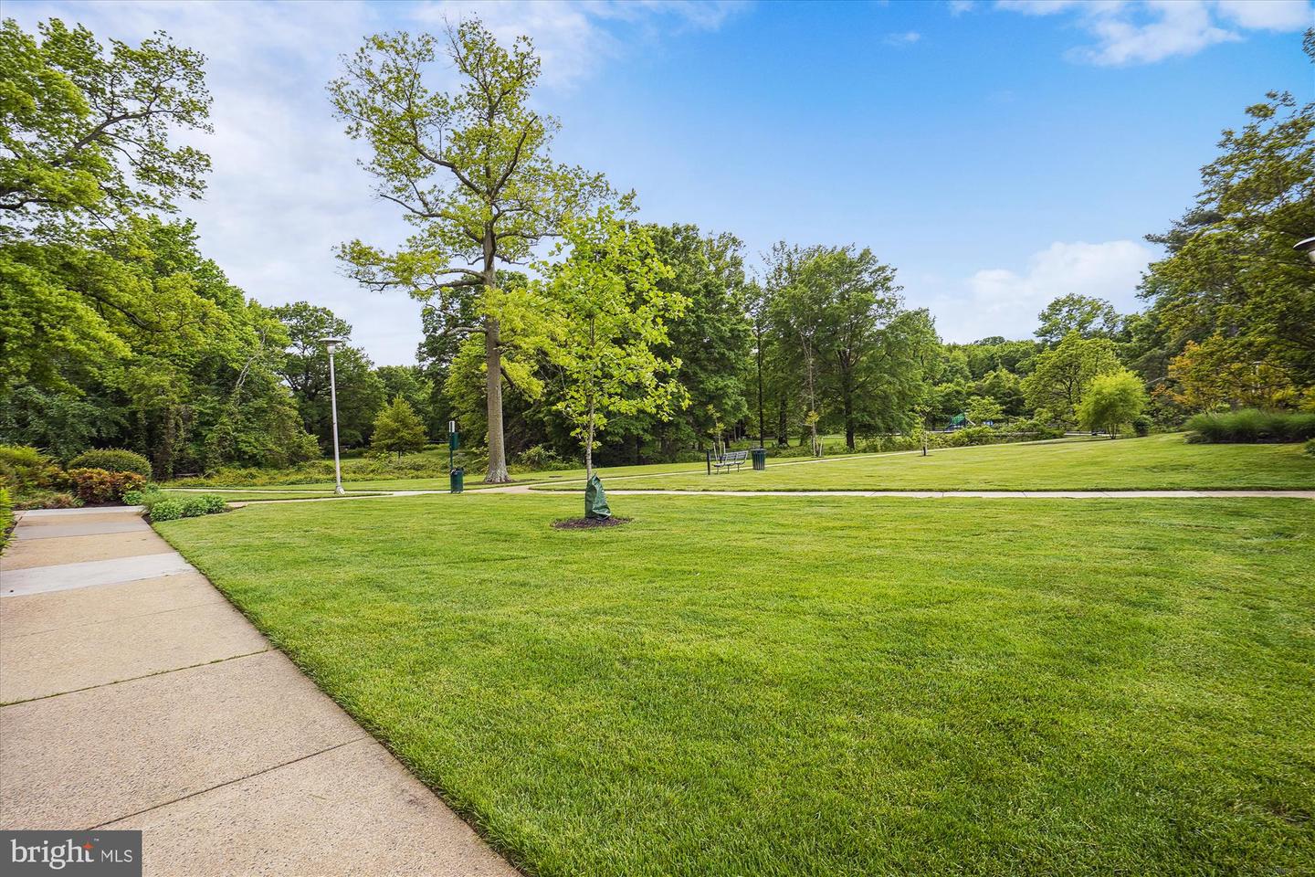 6641 WAKEFIELD DR #613, ALEXANDRIA, Virginia 22307, 2 Bedrooms Bedrooms, ,1 BathroomBathrooms,Residential,For sale,6641 WAKEFIELD DR #613,VAFX2280786 MLS # VAFX2280786