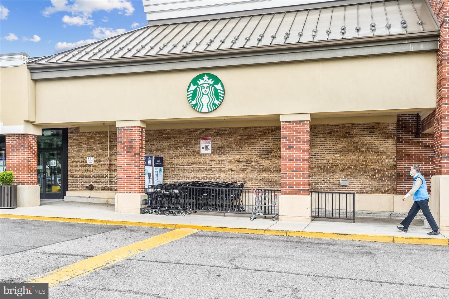 6641 WAKEFIELD DR #613, ALEXANDRIA, Virginia 22307, 2 Bedrooms Bedrooms, ,1 BathroomBathrooms,Residential,For sale,6641 WAKEFIELD DR #613,VAFX2280786 MLS # VAFX2280786