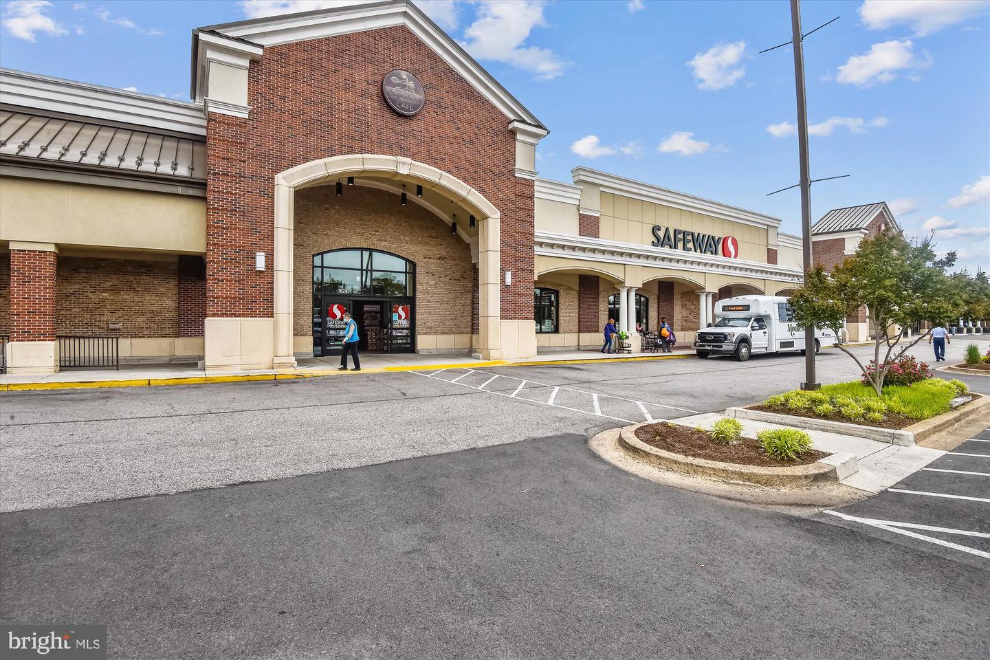 6641 WAKEFIELD DR #613, ALEXANDRIA, Virginia 22307, 2 Bedrooms Bedrooms, ,1 BathroomBathrooms,Residential,For sale,6641 WAKEFIELD DR #613,VAFX2280786 MLS # VAFX2280786