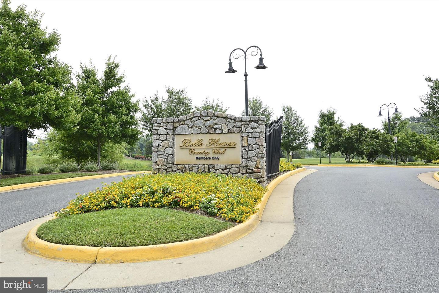 6641 WAKEFIELD DR #613, ALEXANDRIA, Virginia 22307, 2 Bedrooms Bedrooms, ,1 BathroomBathrooms,Residential,For sale,6641 WAKEFIELD DR #613,VAFX2280786 MLS # VAFX2280786