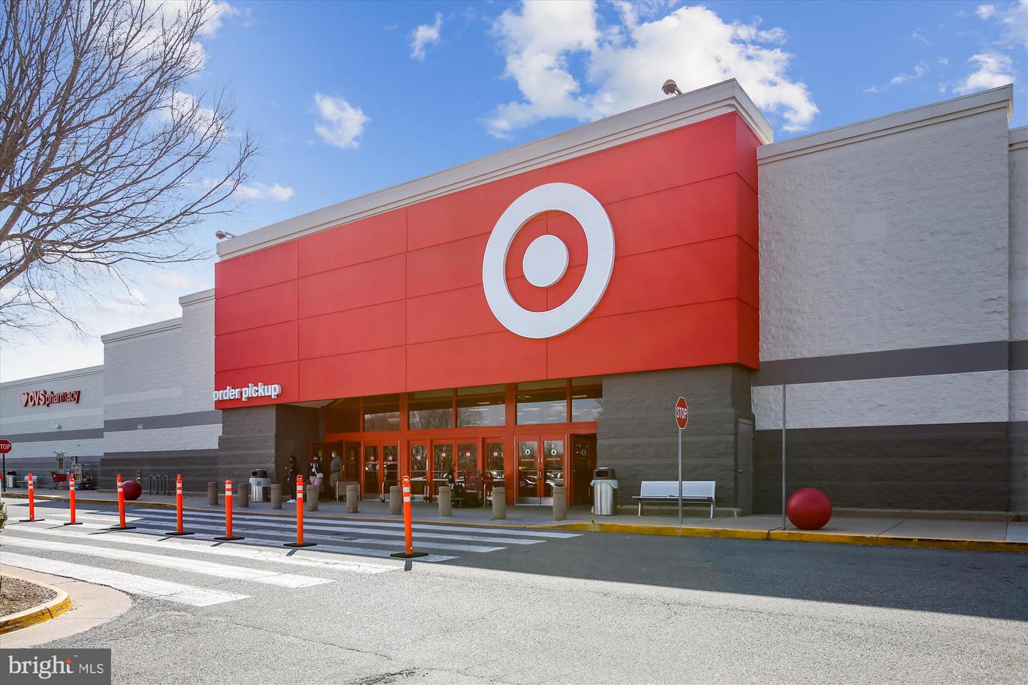 6641 WAKEFIELD DR #613, ALEXANDRIA, Virginia 22307, 2 Bedrooms Bedrooms, ,1 BathroomBathrooms,Residential,For sale,6641 WAKEFIELD DR #613,VAFX2280786 MLS # VAFX2280786