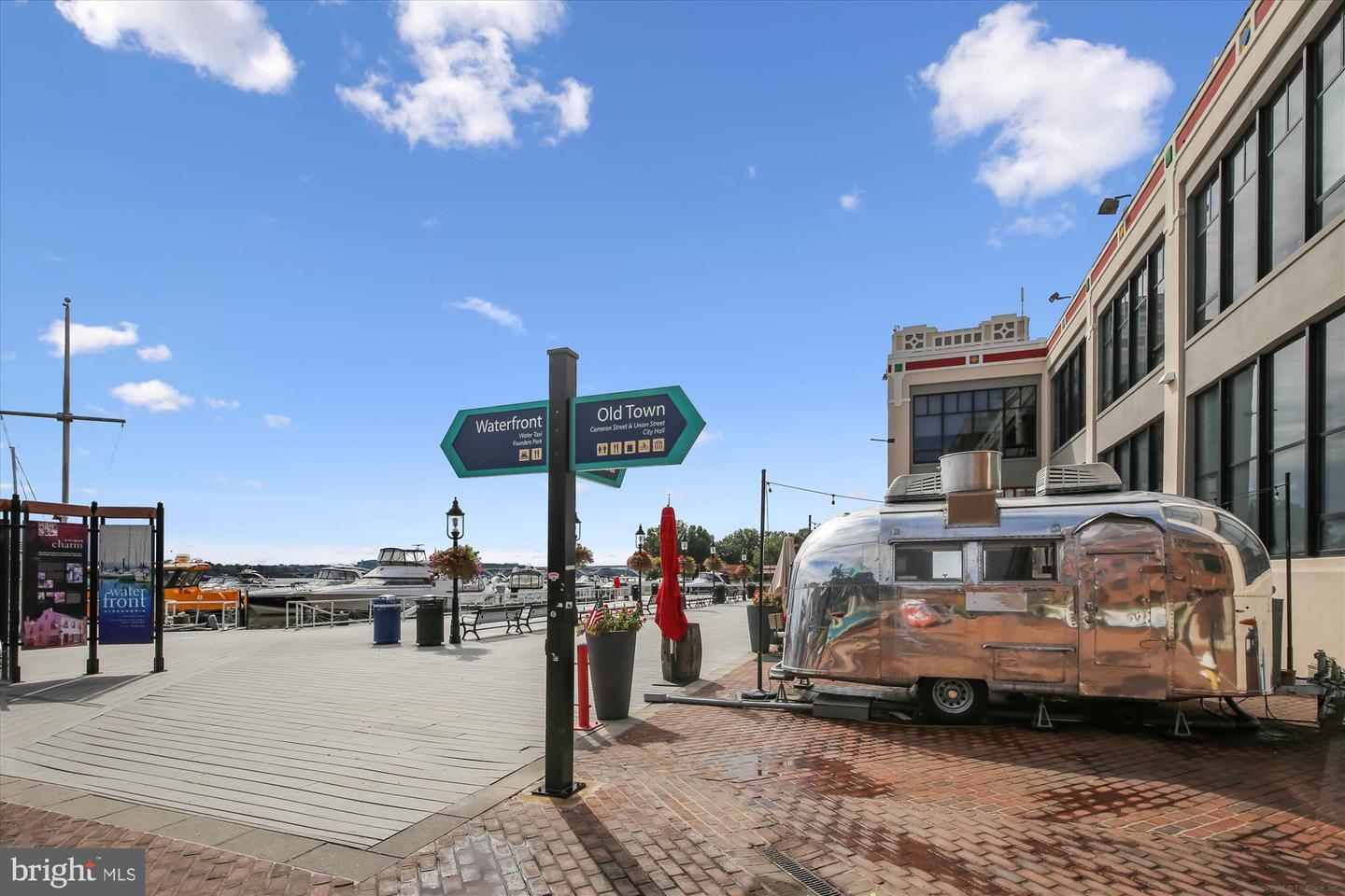 6641 WAKEFIELD DR #613, ALEXANDRIA, Virginia 22307, 2 Bedrooms Bedrooms, ,1 BathroomBathrooms,Residential,For sale,6641 WAKEFIELD DR #613,VAFX2280786 MLS # VAFX2280786