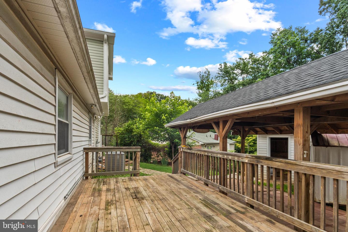 3709 FORESTDALE AVE, WOODBRIDGE, Virginia 22193, 6 Bedrooms Bedrooms, 6 Rooms Rooms,3 BathroomsBathrooms,Residential,For sale,3709 FORESTDALE AVE,VAPW2108590 MLS # VAPW2108590