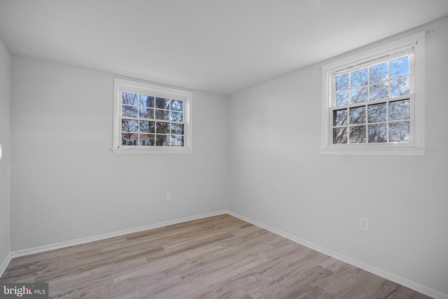 5242 MIDWAY CT, WOODBRIDGE, Virginia 22193, 4 Bedrooms Bedrooms, ,2 BathroomsBathrooms,Residential,For sale,5242 MIDWAY CT,VAPW2108608 MLS # VAPW2108608