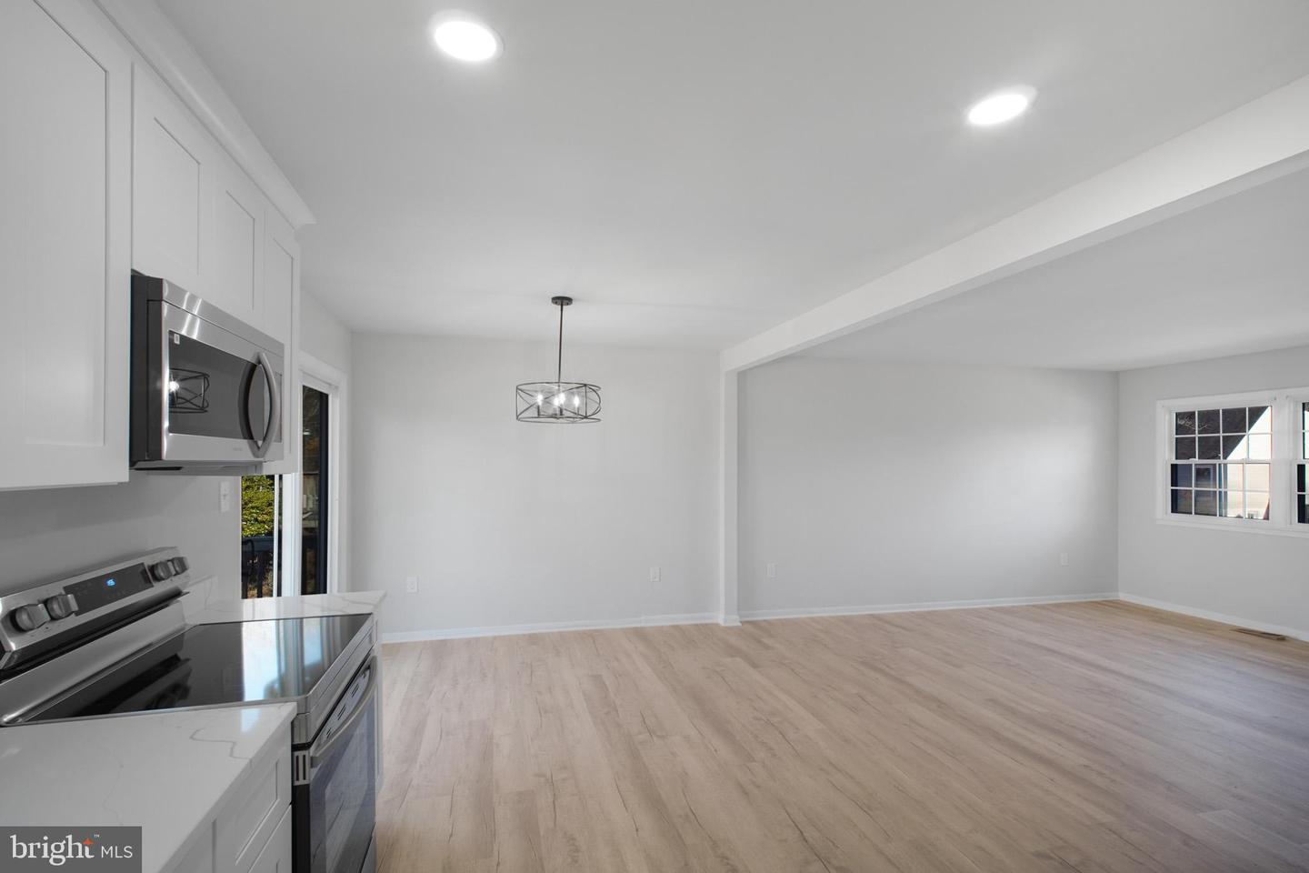 5242 MIDWAY CT, WOODBRIDGE, Virginia 22193, 4 Bedrooms Bedrooms, ,2 BathroomsBathrooms,Residential,For sale,5242 MIDWAY CT,VAPW2108608 MLS # VAPW2108608