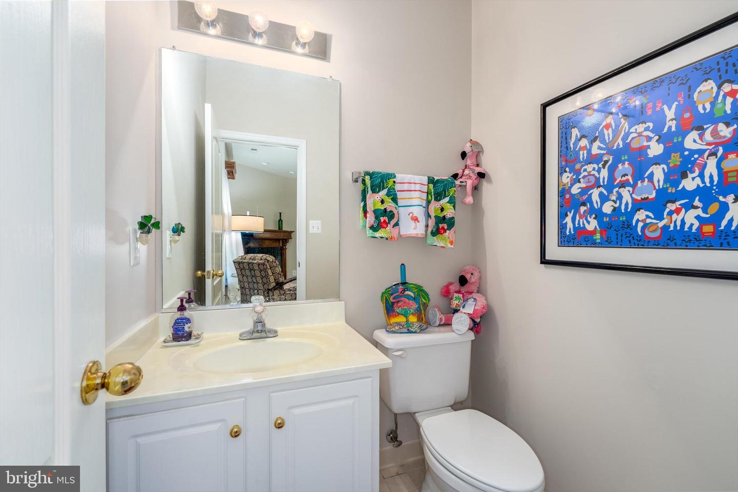 13082 PARK CRESCENT CIR, HERNDON, Virginia 20171, 3 Bedrooms Bedrooms, ,2 BathroomsBathrooms,Residential,For sale,13082 PARK CRESCENT CIR,VAFX2281656 MLS # VAFX2281656