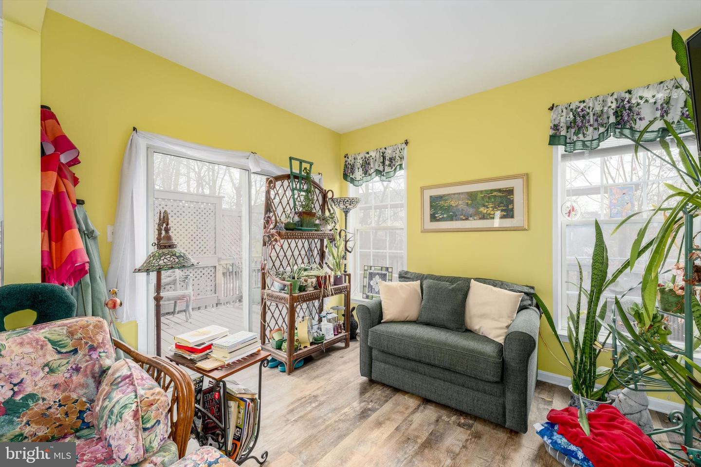 13082 PARK CRESCENT CIR, HERNDON, Virginia 20171, 3 Bedrooms Bedrooms, ,2 BathroomsBathrooms,Residential,For sale,13082 PARK CRESCENT CIR,VAFX2281656 MLS # VAFX2281656