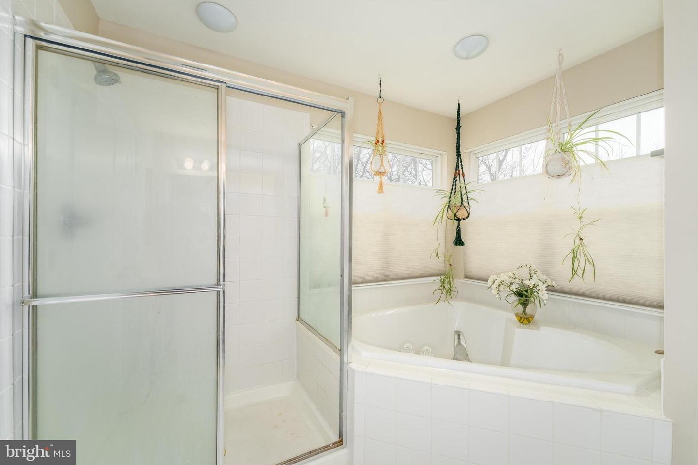 13082 PARK CRESCENT CIR, HERNDON, Virginia 20171, 3 Bedrooms Bedrooms, ,2 BathroomsBathrooms,Residential,For sale,13082 PARK CRESCENT CIR,VAFX2281656 MLS # VAFX2281656