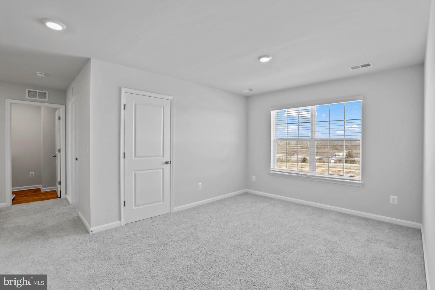 700 WEEKS CT, BERRYVILLE, Virginia 22611, 5 Bedrooms Bedrooms, ,3 BathroomsBathrooms,Residential,For sale,700 WEEKS CT,VACL2006262 MLS # VACL2006262