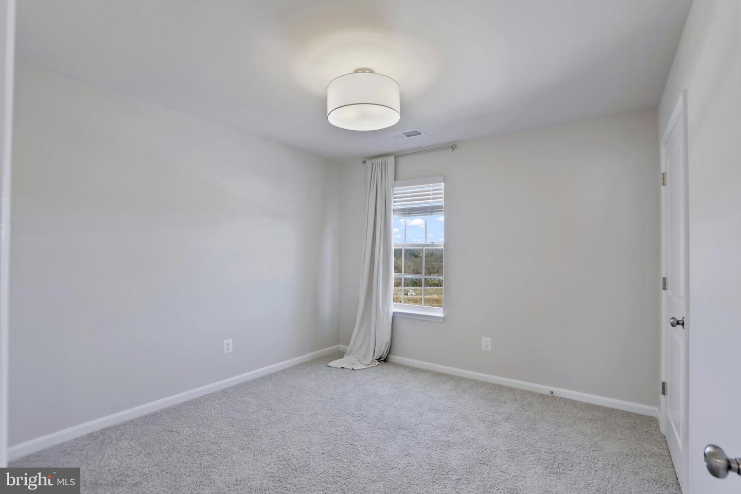 700 WEEKS CT, BERRYVILLE, Virginia 22611, 5 Bedrooms Bedrooms, ,3 BathroomsBathrooms,Residential,For sale,700 WEEKS CT,VACL2006262 MLS # VACL2006262